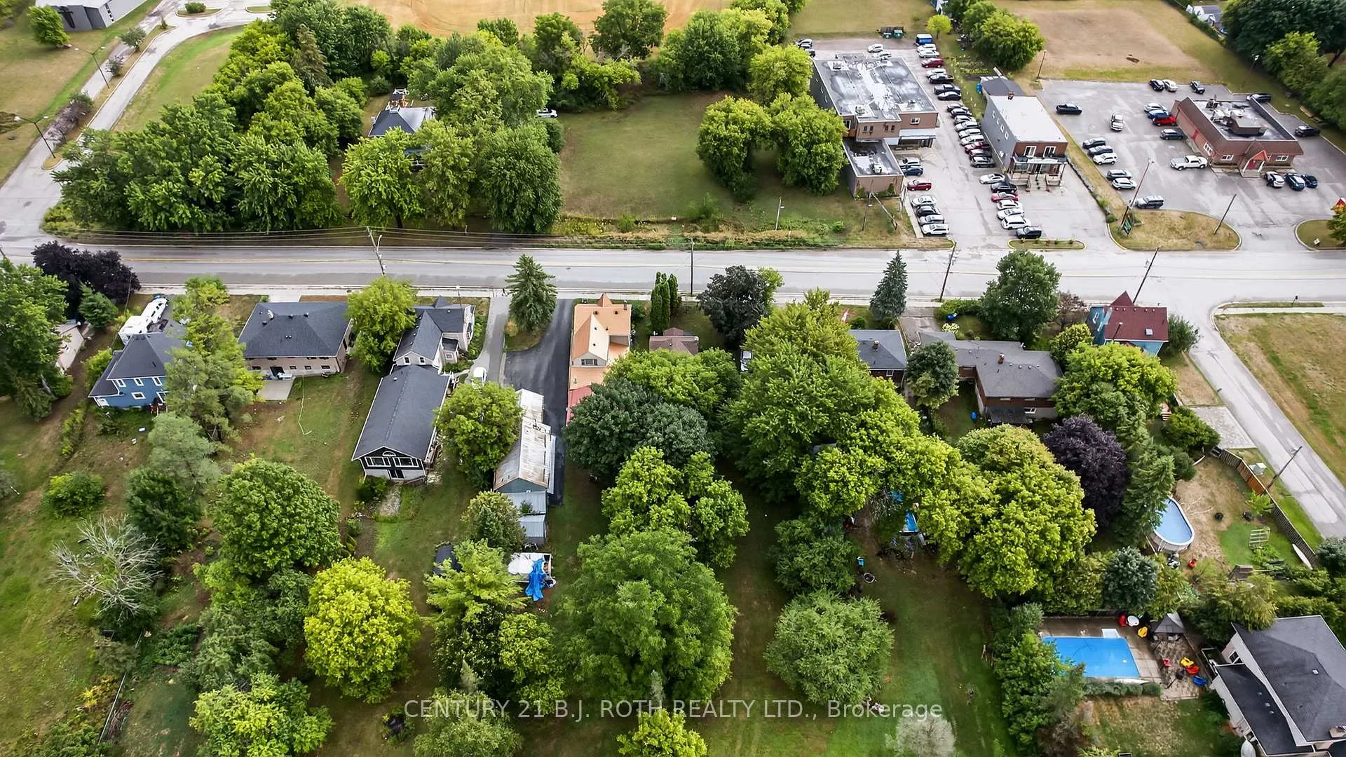 Photo 3 of 46 King Street N, Innisfil, Cookstown — HOMEH