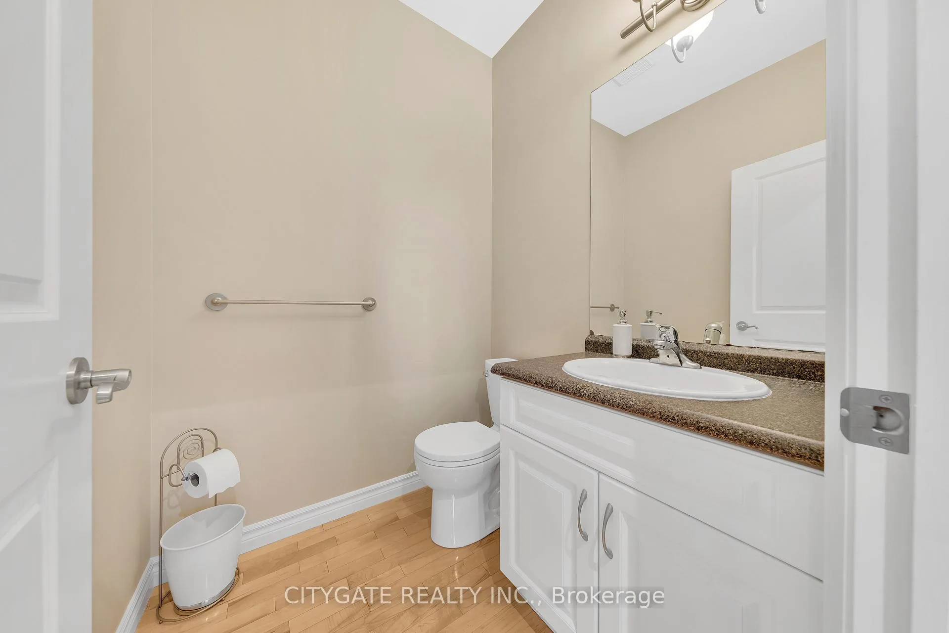 Photo 34 of 552 Falconridge Crescent, Kitchener — HOMEH