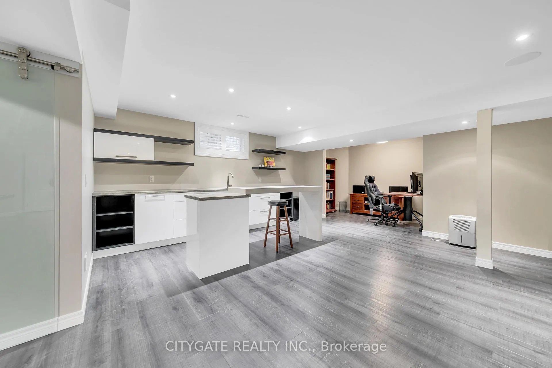 Photo 39 of 552 Falconridge Crescent, Kitchener — HOMEH