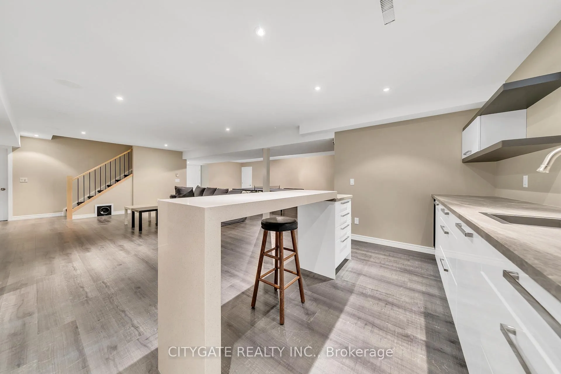 Photo 41 of 552 Falconridge Crescent, Kitchener — HOMEH