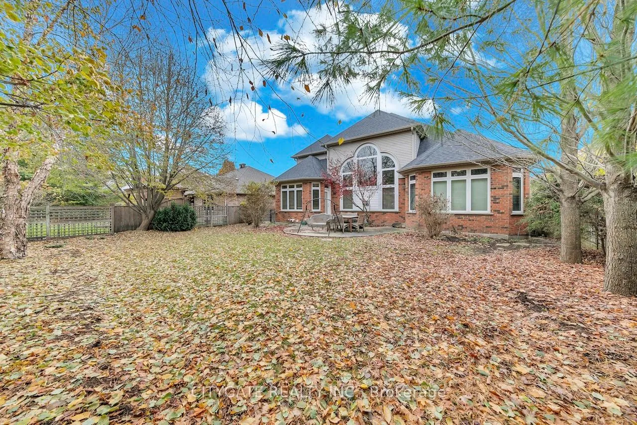 Photo 46 of 552 Falconridge Crescent, Kitchener — HOMEH