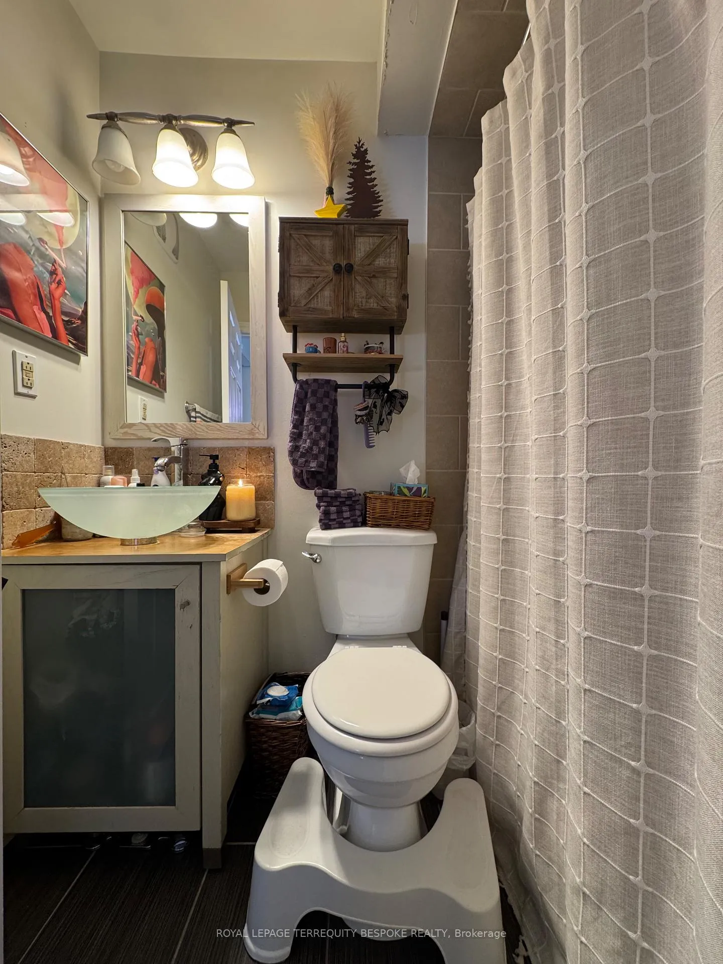 Photo 7 of Unit Main #2, 19 Lewis Street, Toronto, South Riverdale — HOMEH