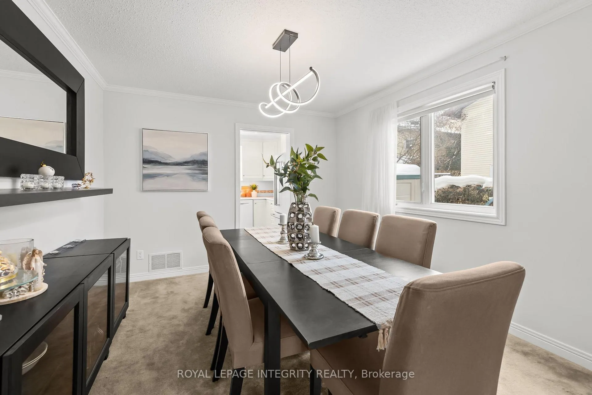Photo 10 of 830 Acadian Gardens, Ottawa, Convent Glen — HOMEH