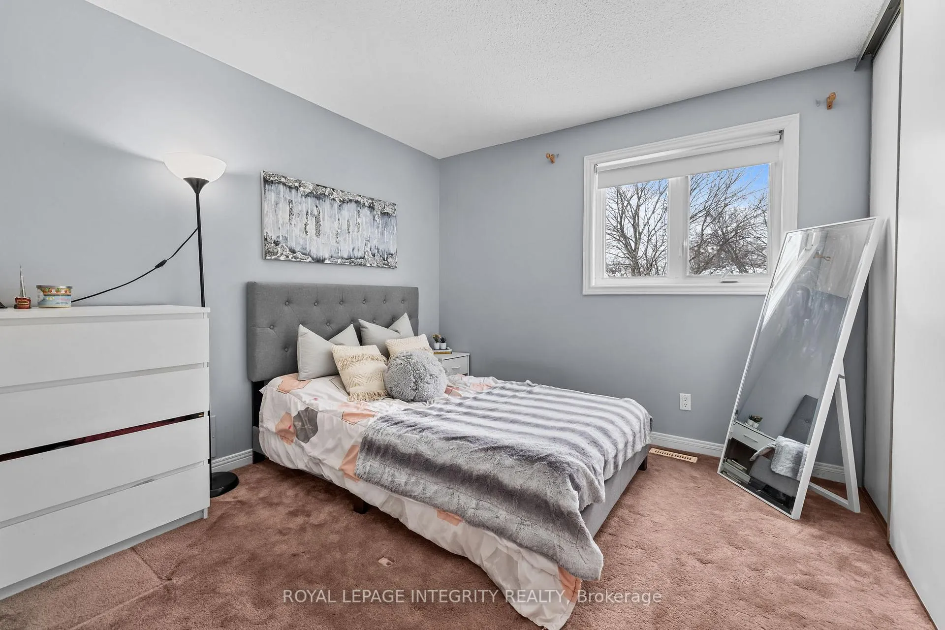 Photo 24 of 830 Acadian Gardens, Ottawa, Convent Glen — HOMEH