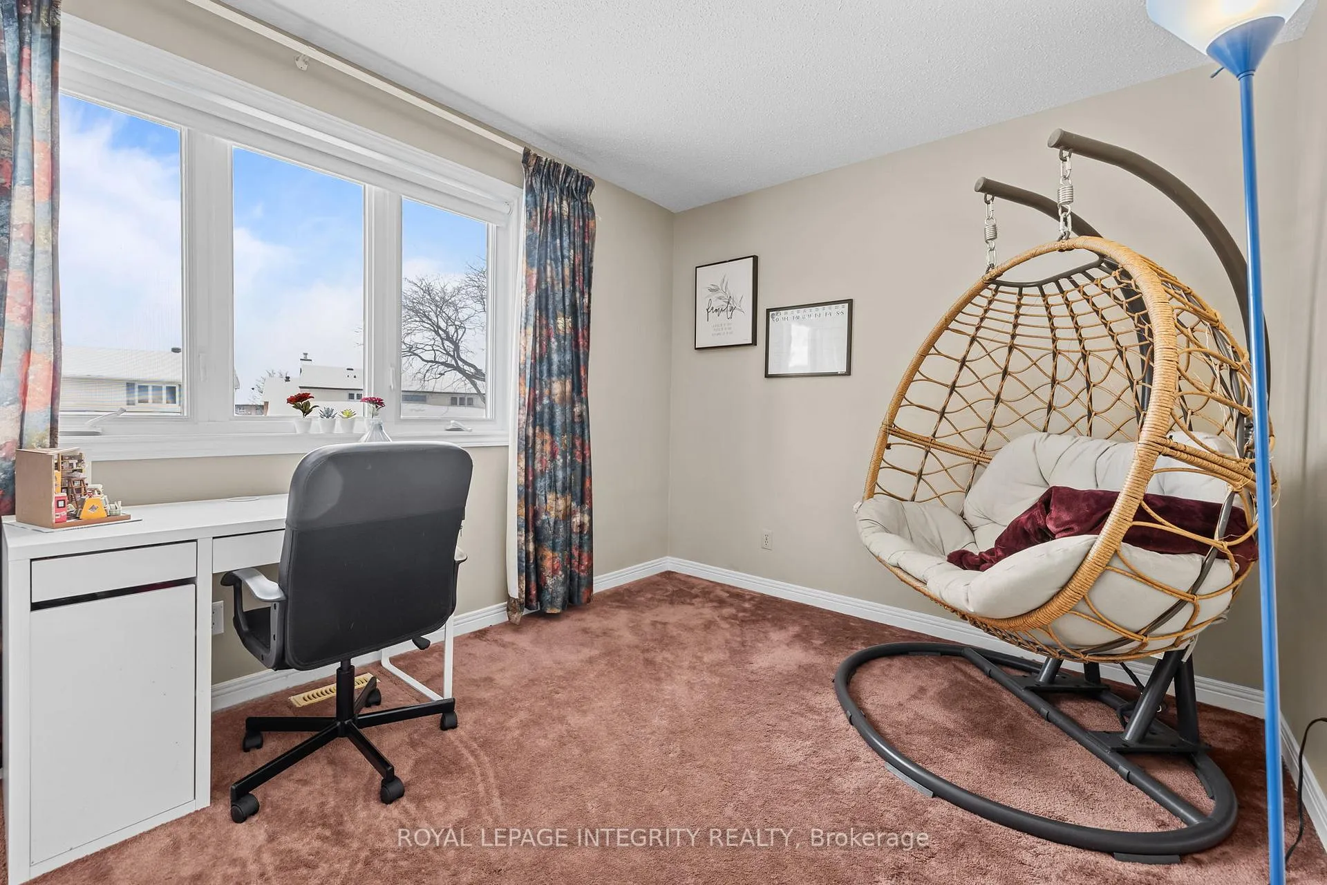 Photo 25 of 830 Acadian Gardens, Ottawa, Convent Glen — HOMEH