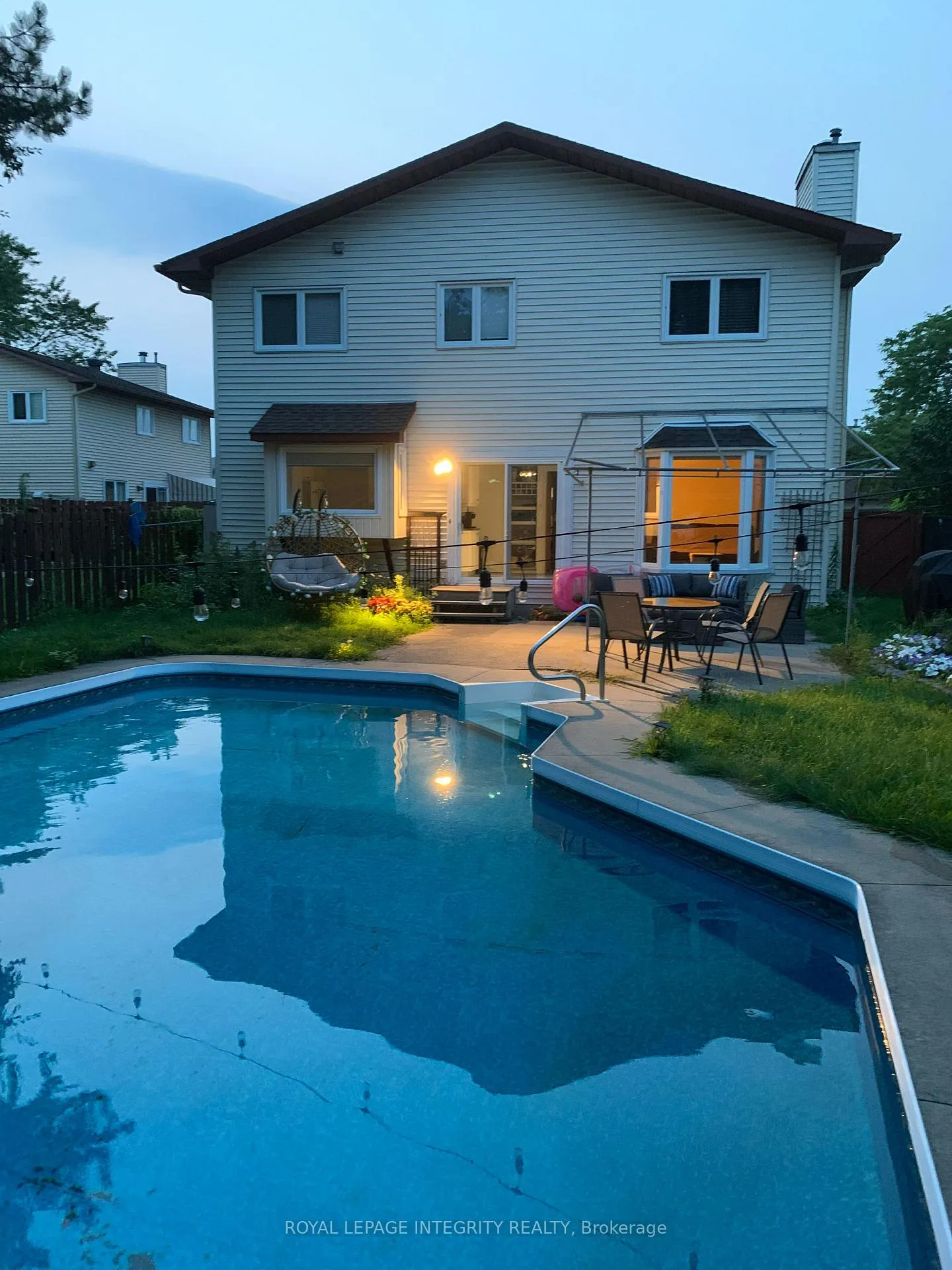 Photo 40 of 830 Acadian Gardens, Ottawa, Convent Glen — HOMEH