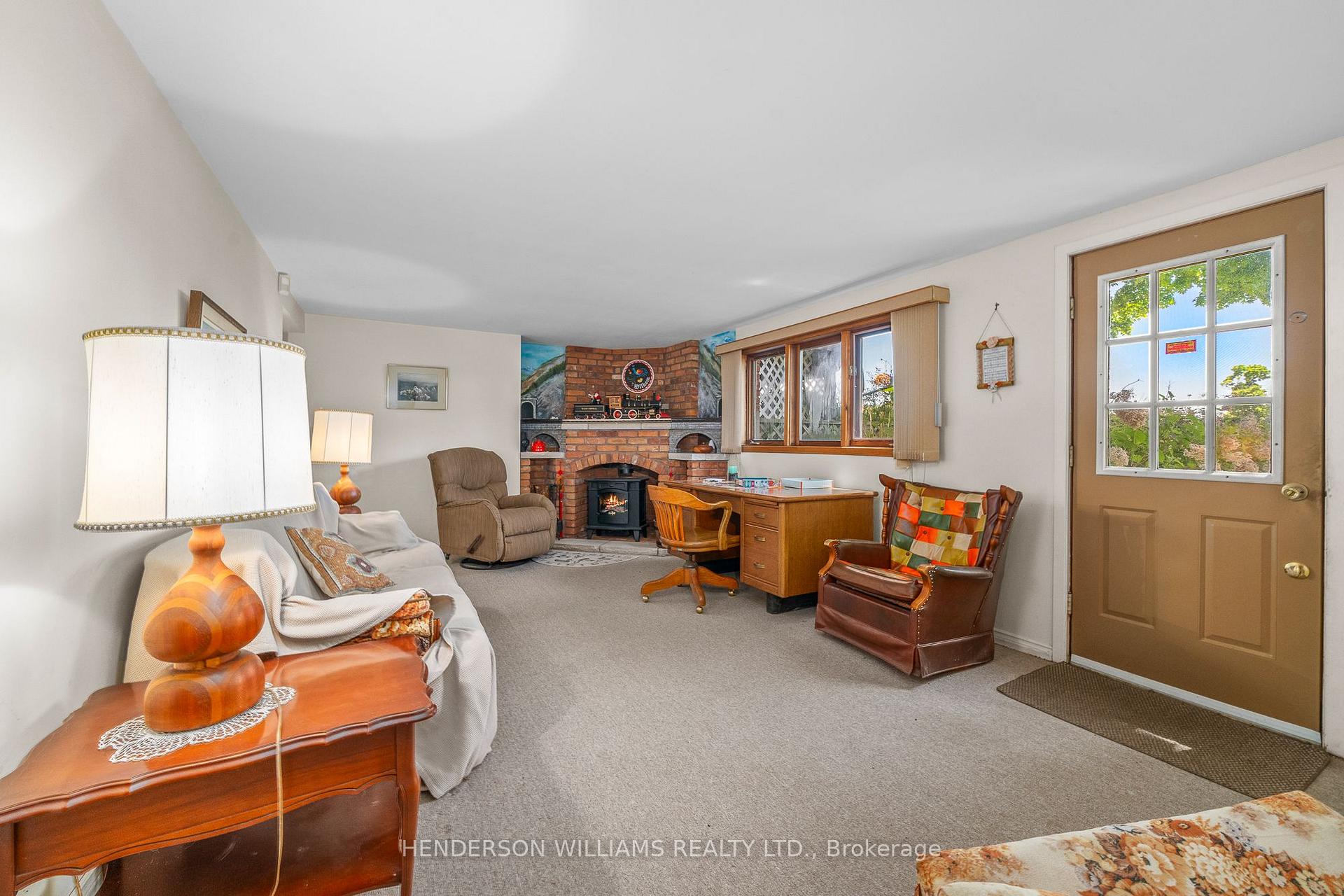 Photo 17 of 15124 Highway 62 N, Madoc — HOMEH