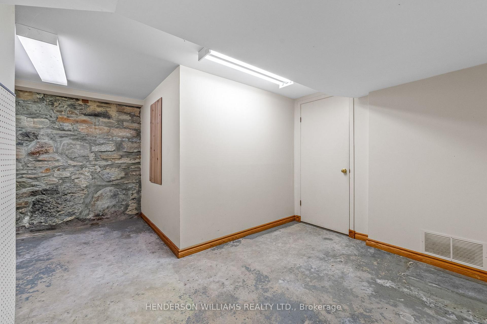 Photo 21 of 15124 Highway 62 N, Madoc — HOMEH