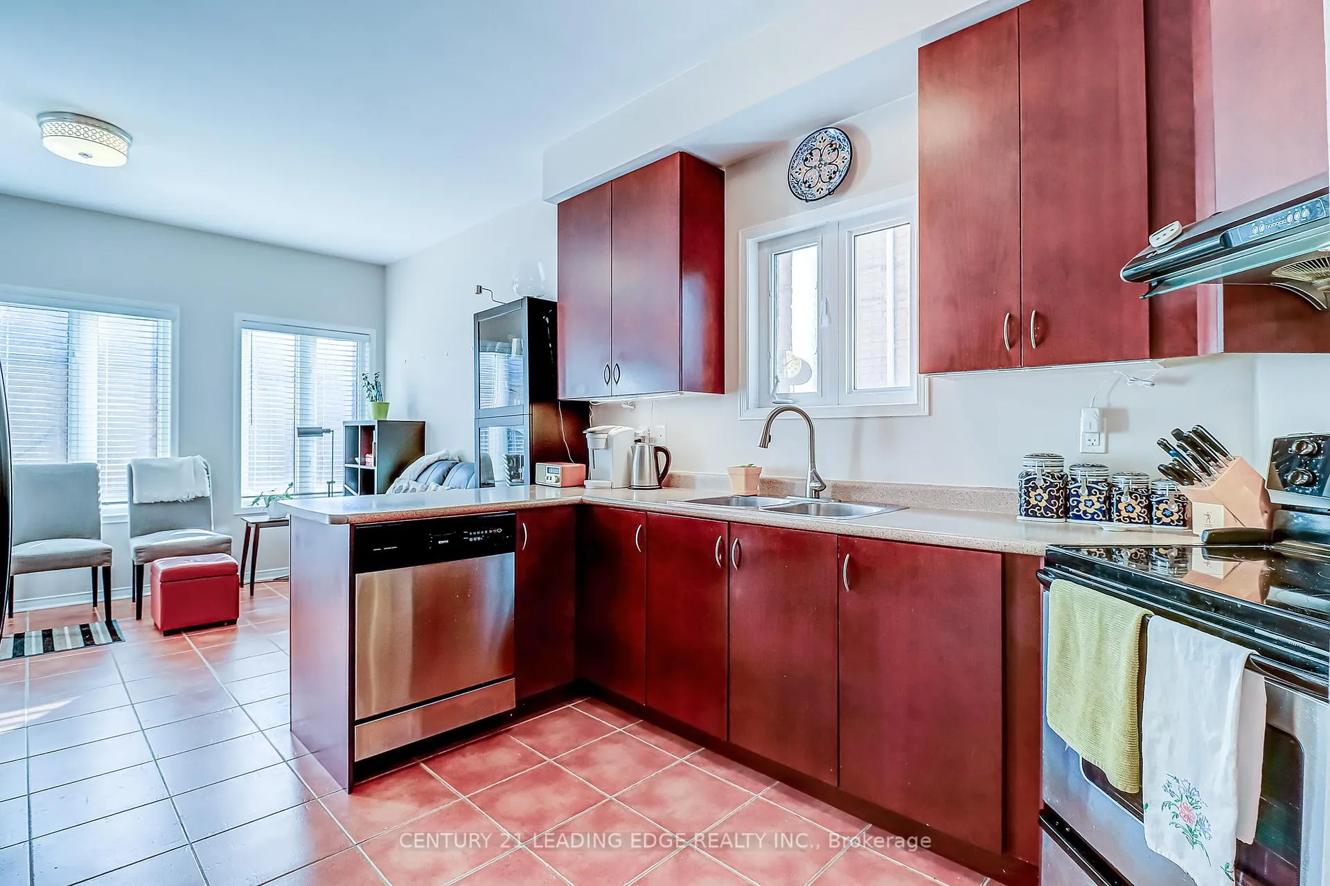 Photo 11 of 157 Stalmaster Road, Markham, Greensborough — HOMEH