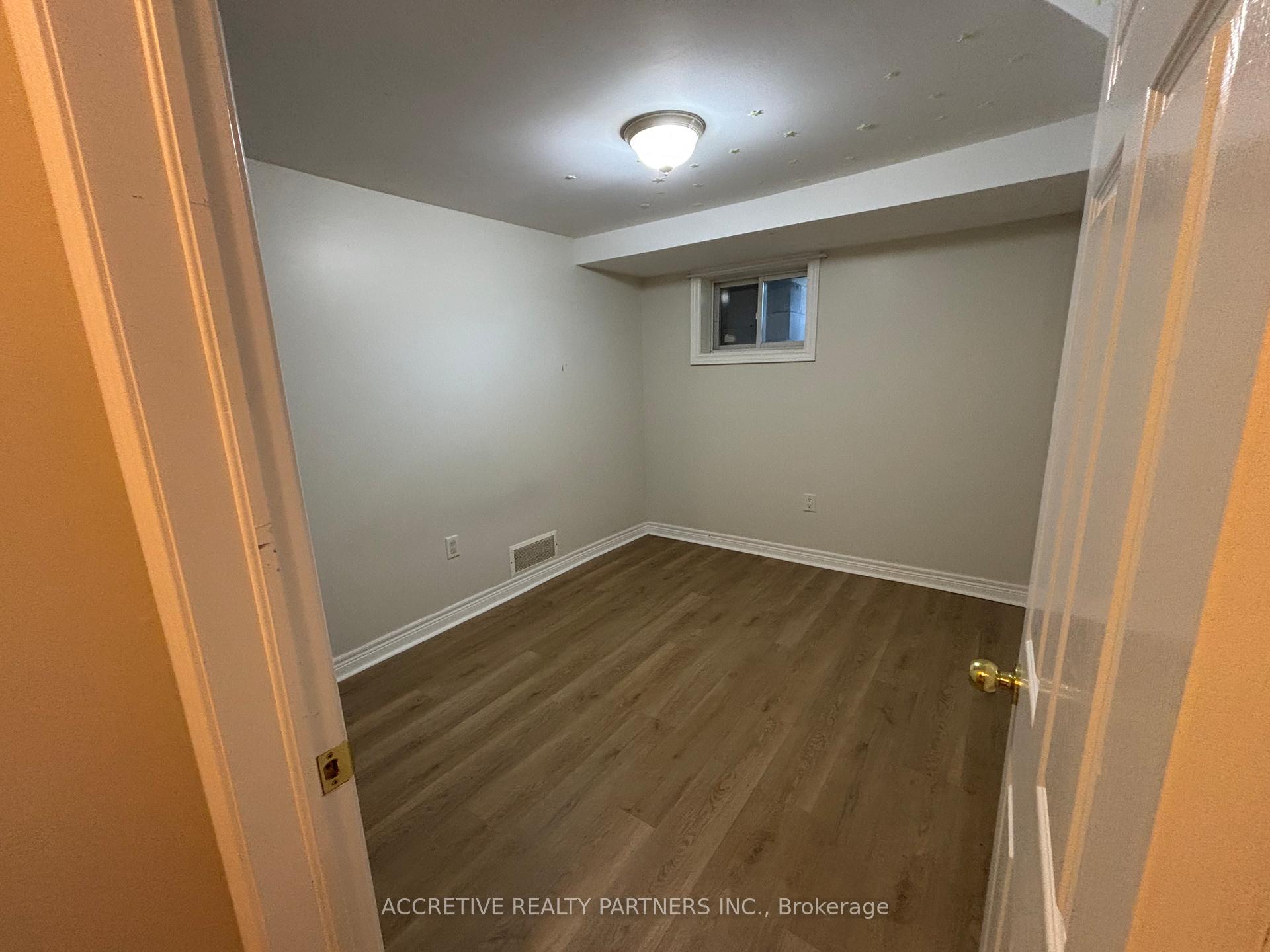 Photo 17 of Unit Unit B, 4637 Bartlett Road, Lincoln, Lincoln Lake — HOMEH