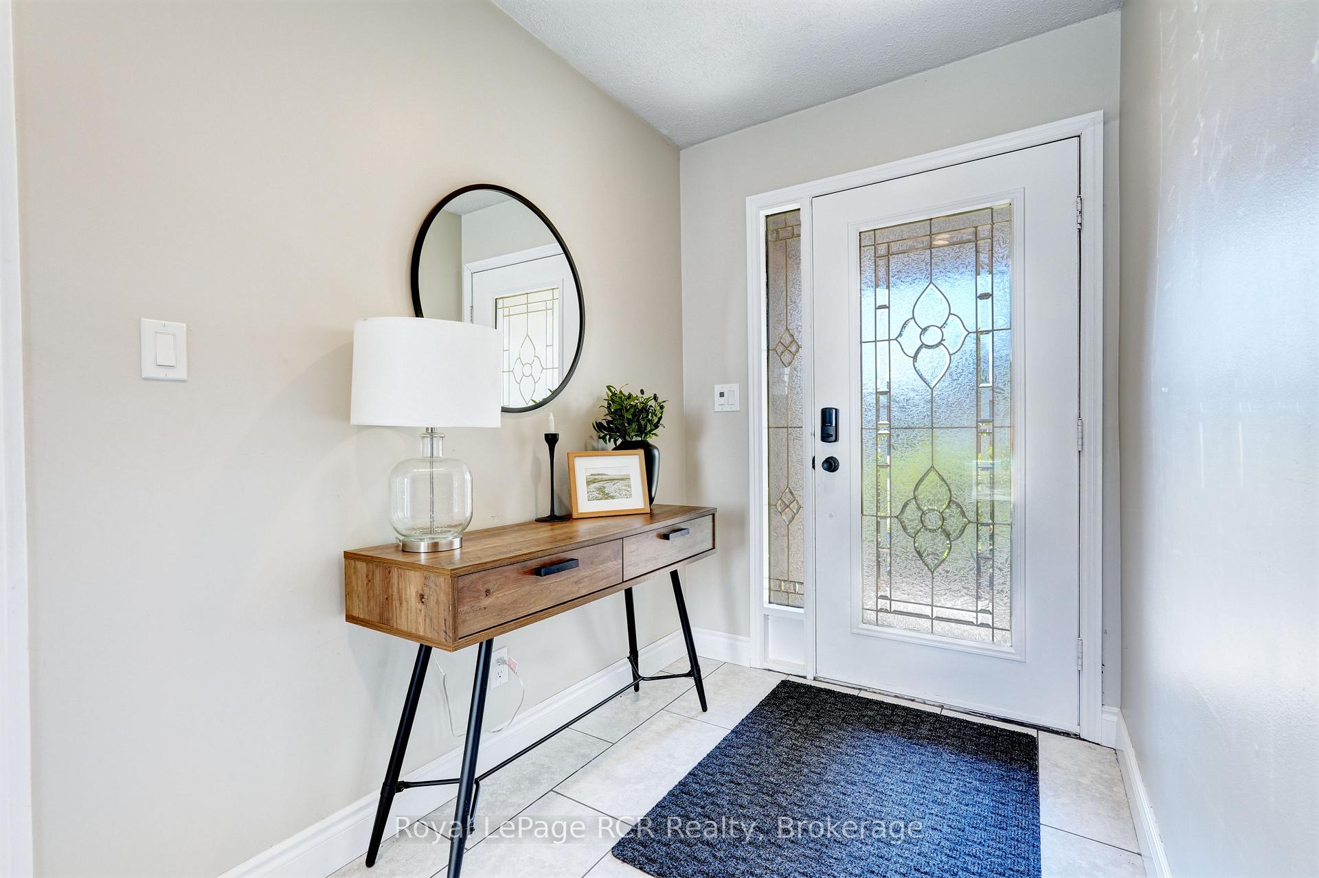 Photo 6 of 245 George Crescent, Lakeshore — HOMEH