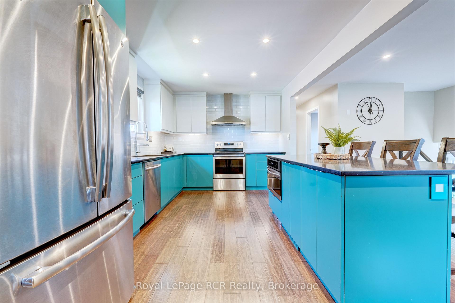 Photo 17 of 245 George Crescent, Lakeshore — HOMEH