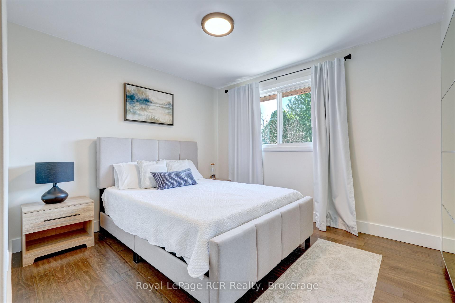 Photo 23 of 245 George Crescent, Lakeshore — HOMEH