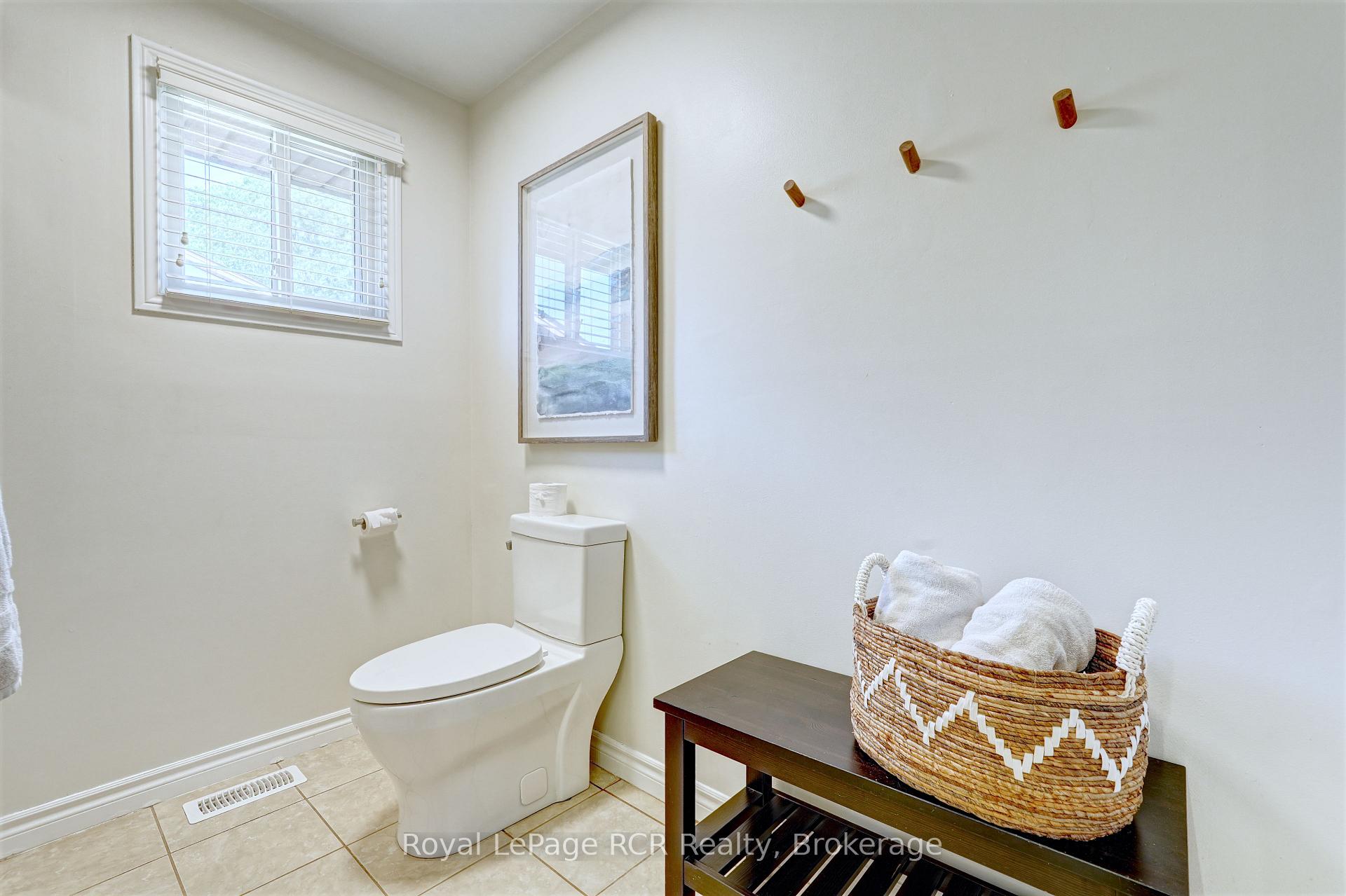Photo 28 of 245 George Crescent, Lakeshore — HOMEH
