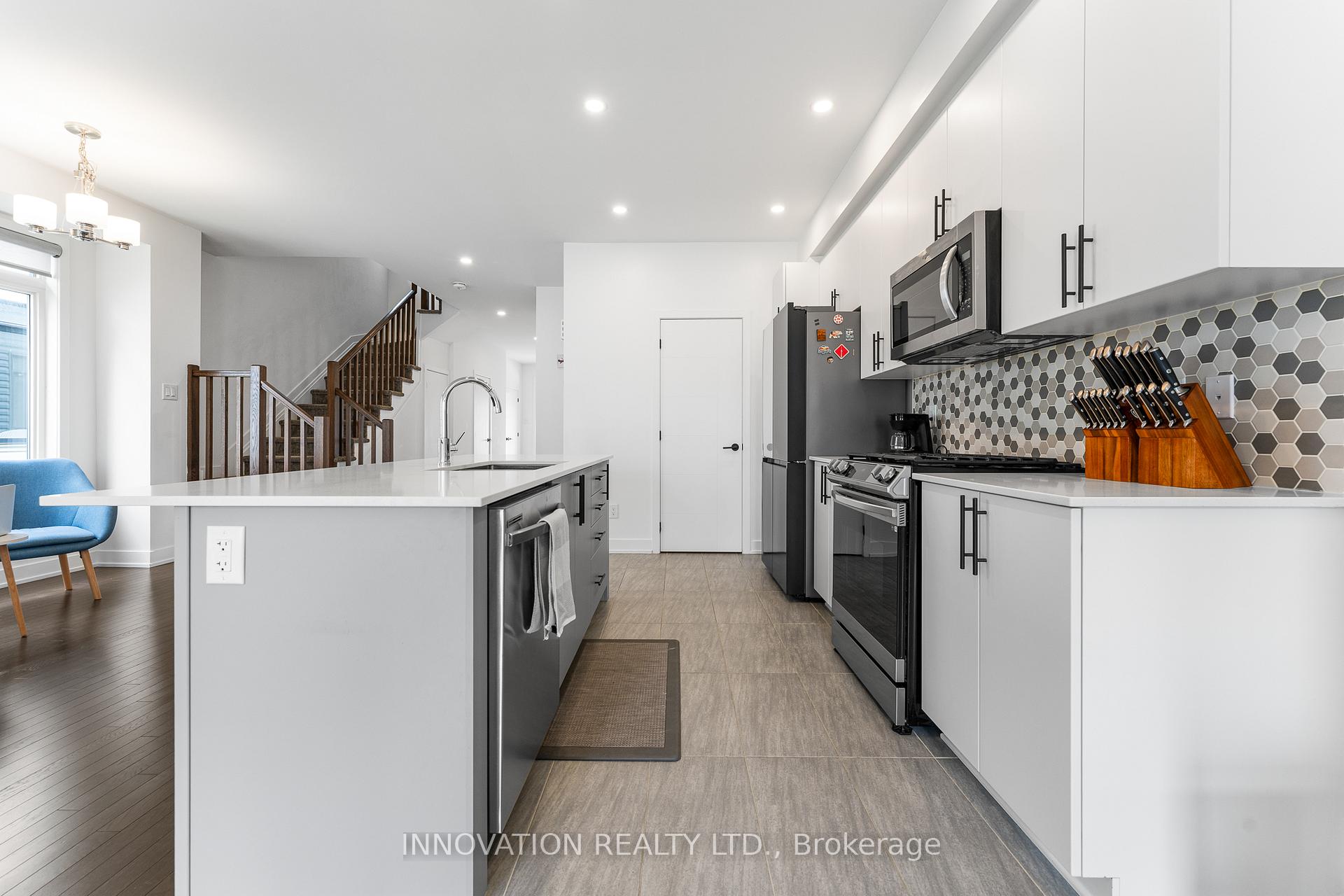 Photo 12 of 617 Rathburn Lane, Ottawa, Leitrim — HOMEH