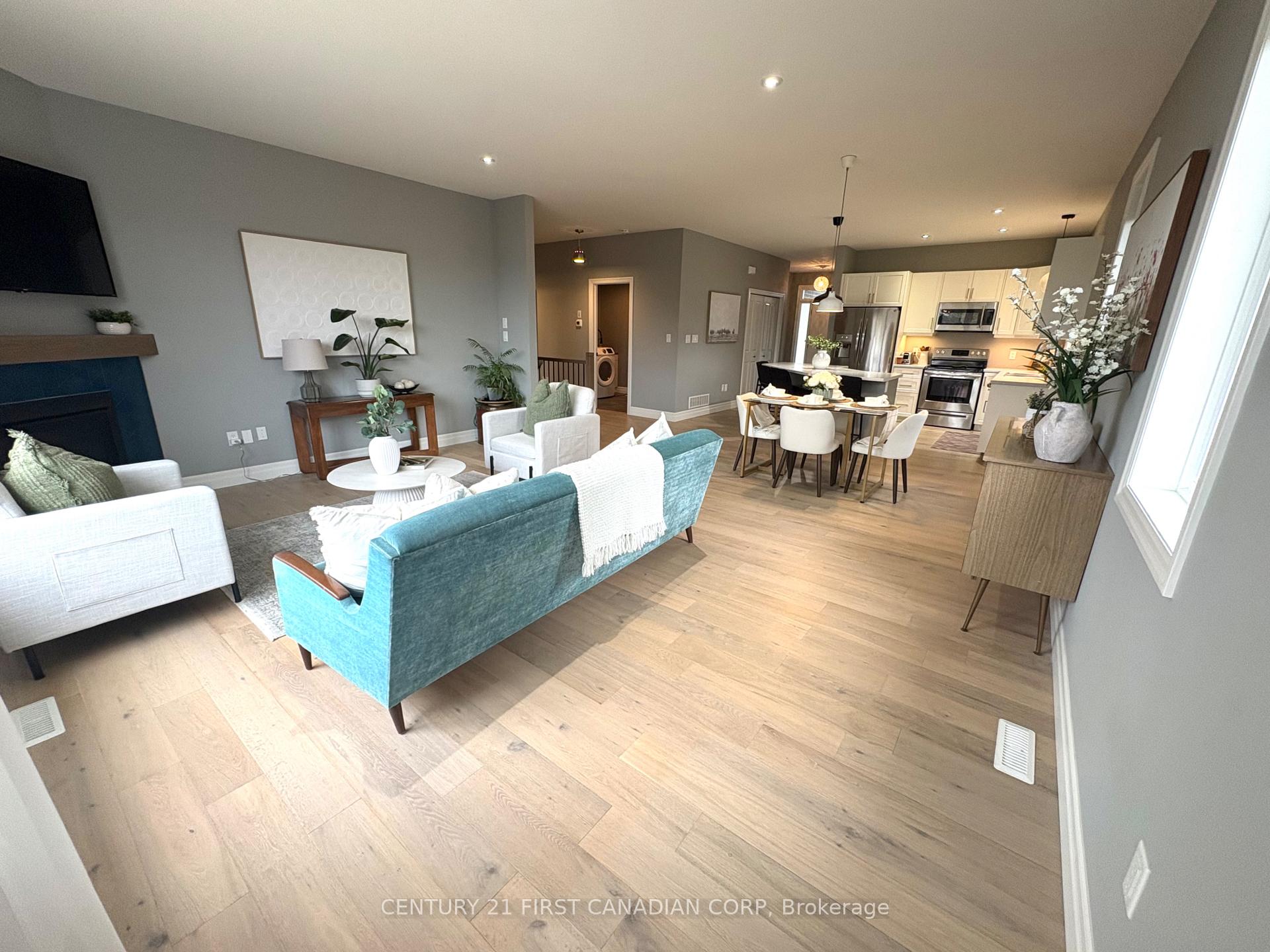 Photo 14 of 106 Stuart Avenue, Lucan Biddulph, Lucan — HOMEH