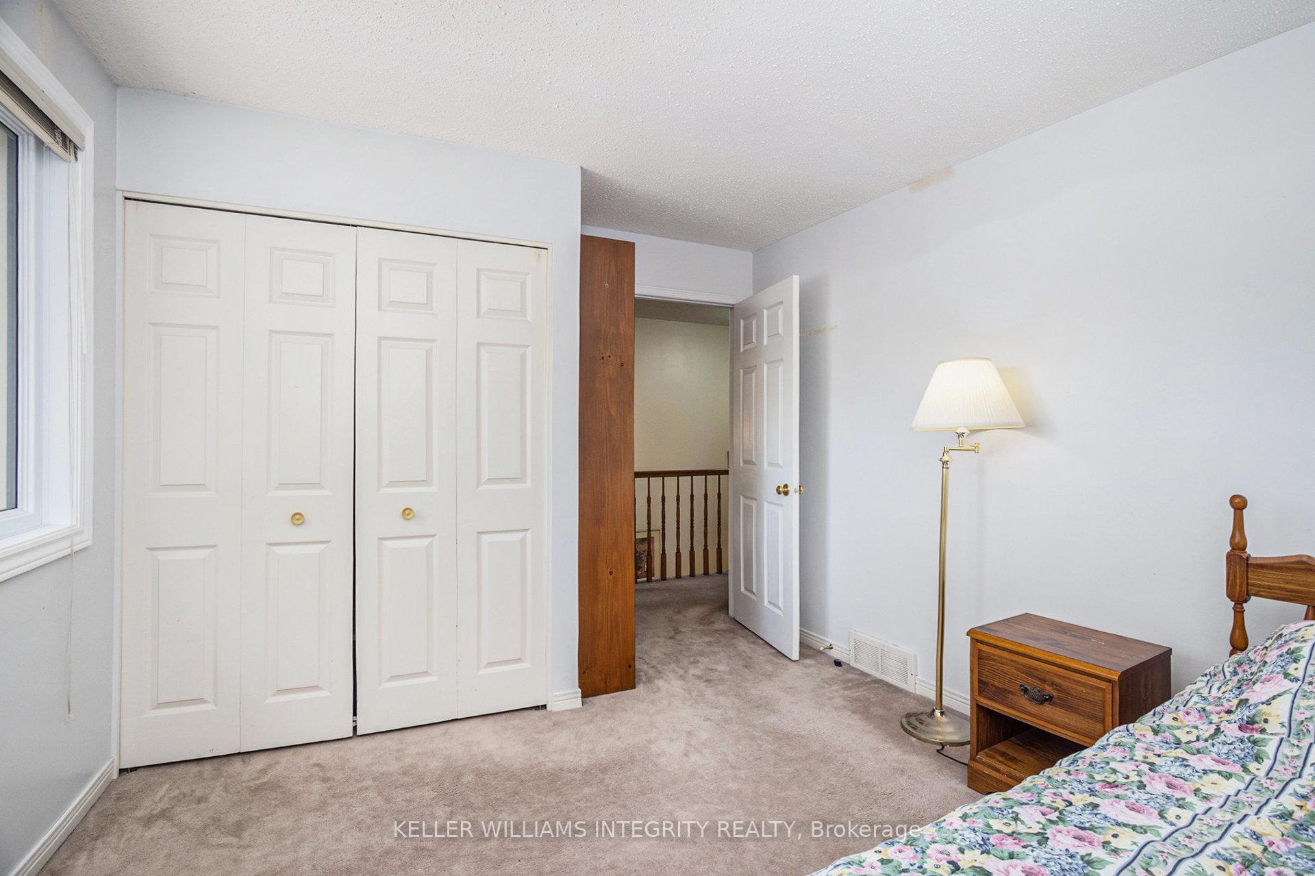 Photo 3 of 2161 Lenester Avenue, Ottawa, McKellar Heights/Glabar Park — HOMEH