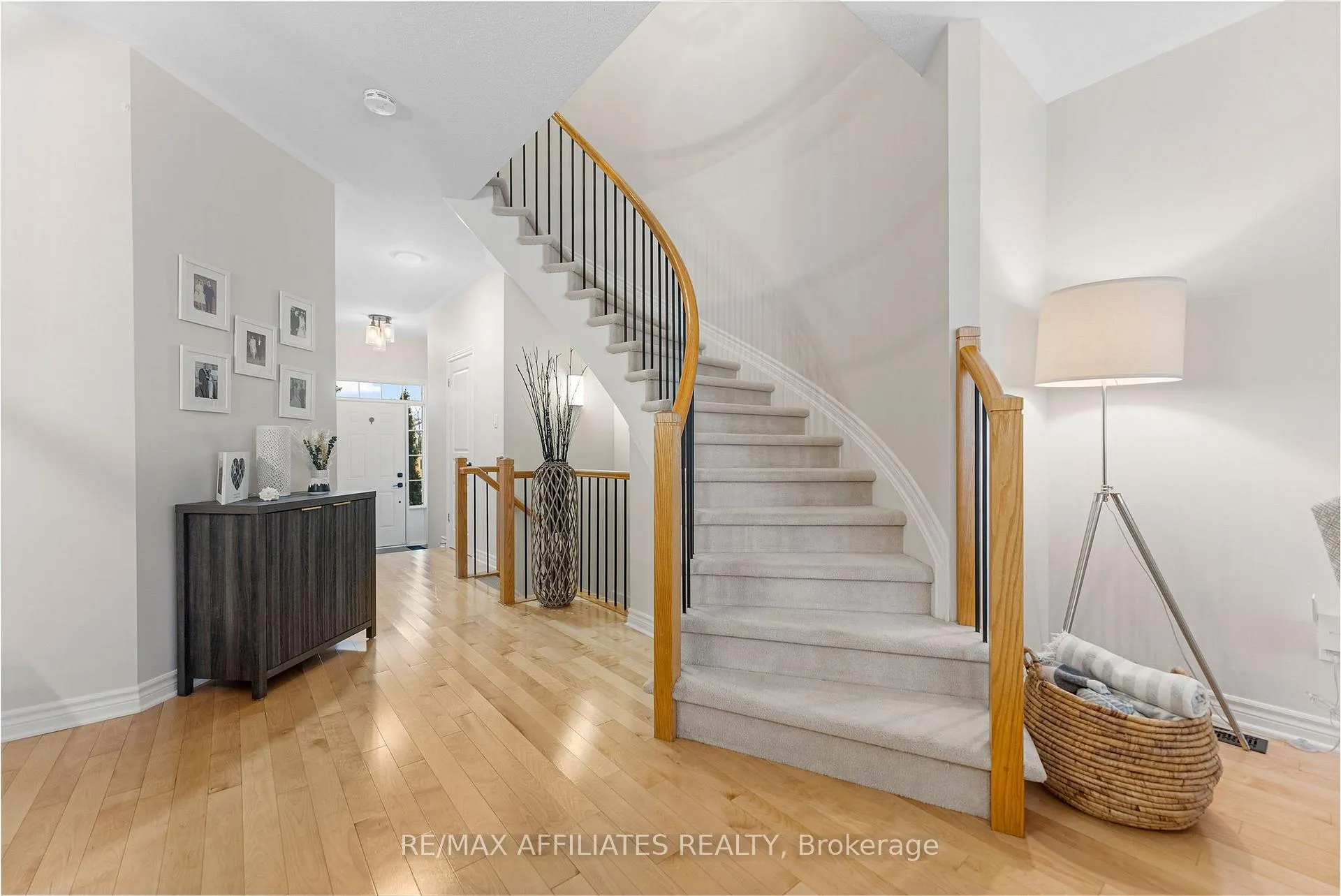 Photo 5 of 252 Maxwell Bridge Road, Ottawa, Kanata - Morgan's Grant/South March — HOMEH