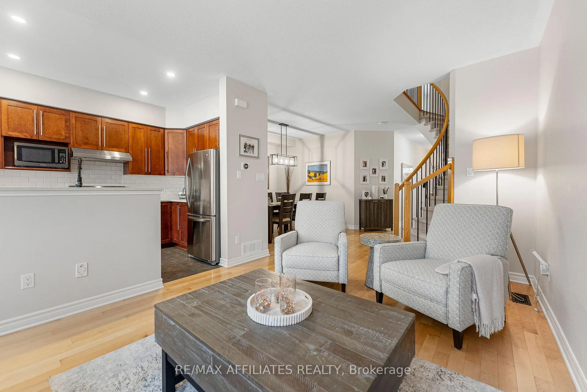 Photo 8 of 252 Maxwell Bridge Road, Ottawa, Kanata - Morgan's Grant/South March — HOMEH