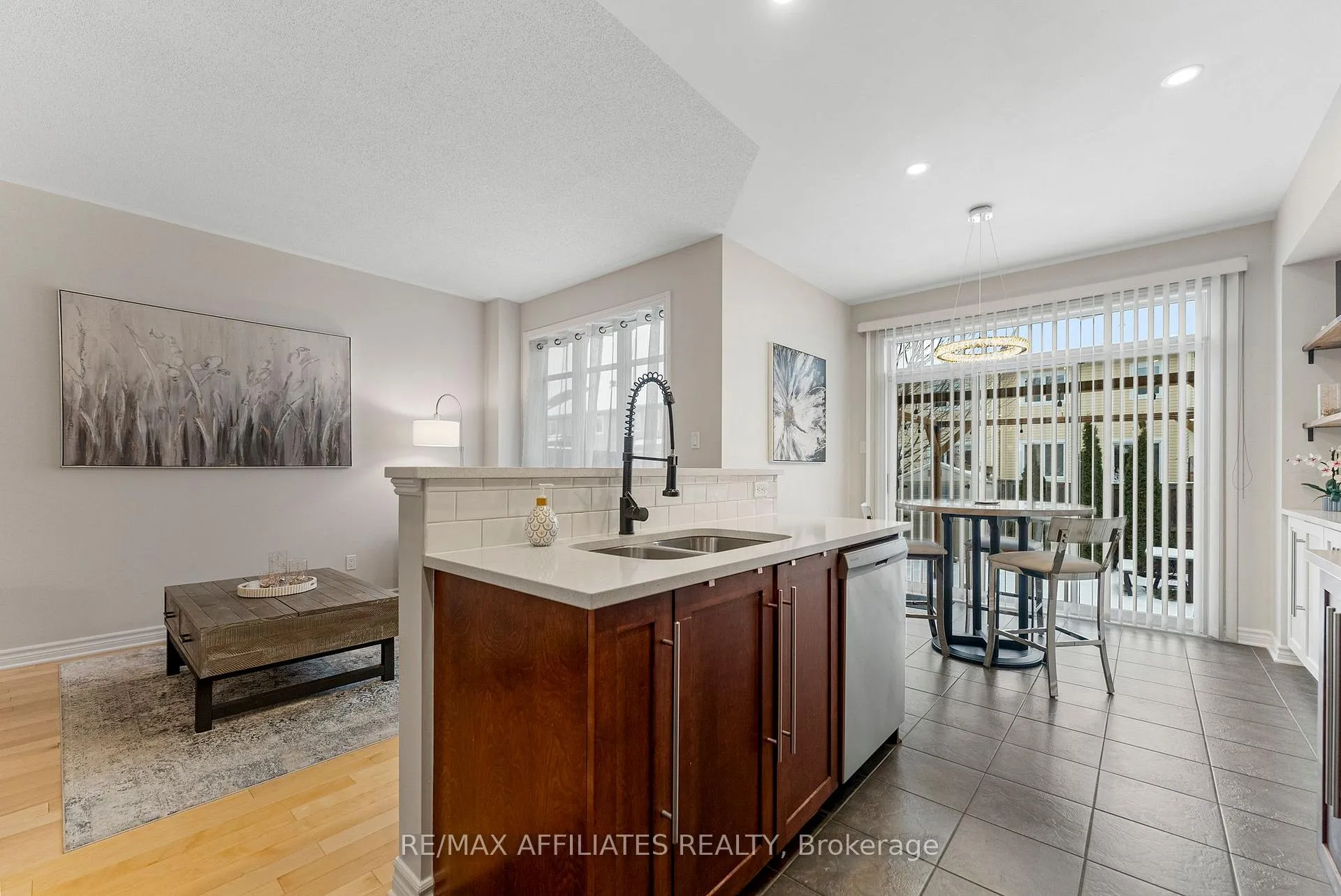 Photo 13 of 252 Maxwell Bridge Road, Ottawa, Kanata - Morgan's Grant/South March — HOMEH