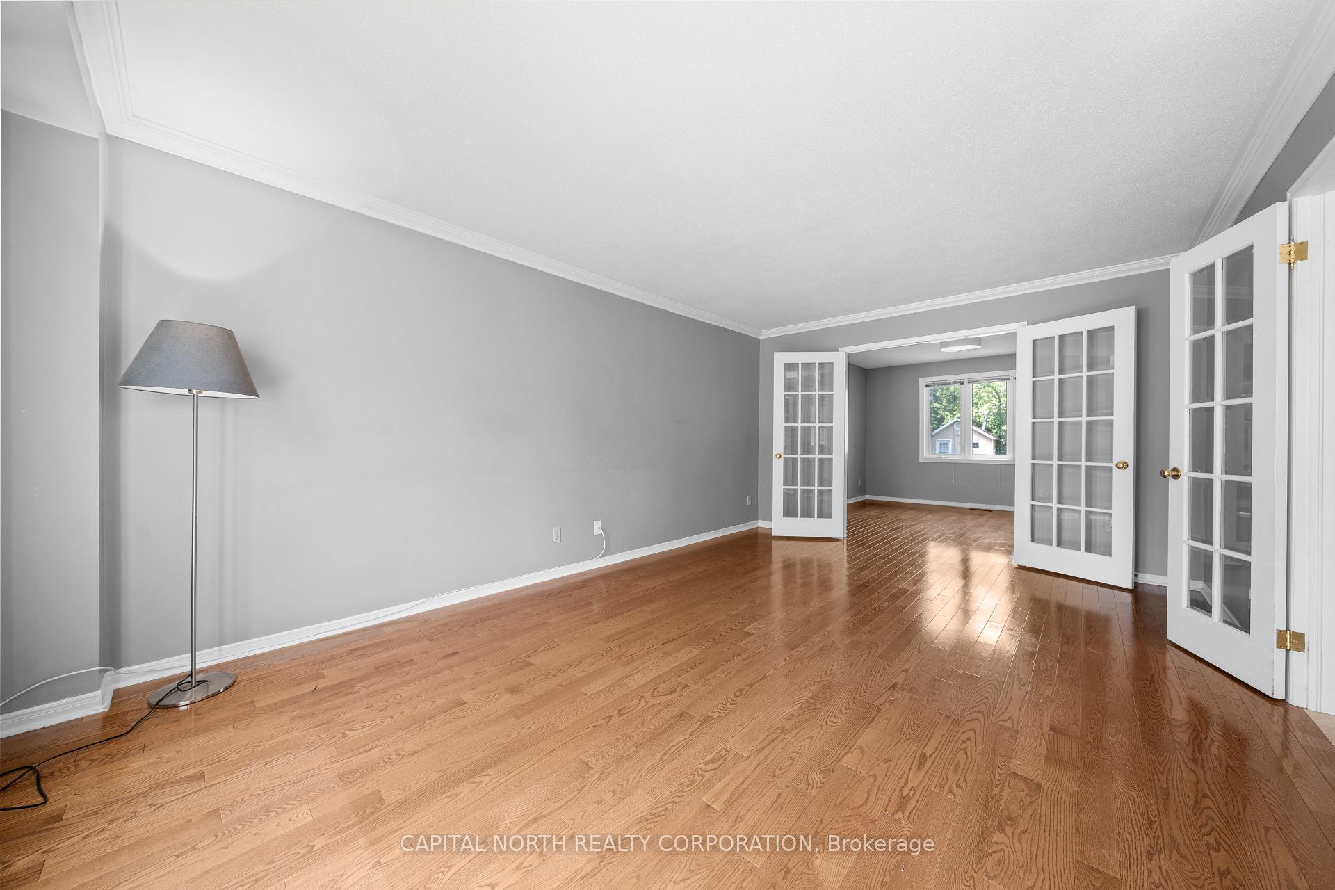 Photo 7 of 40 Humber Valley Crescent, King, King City — HOMEH