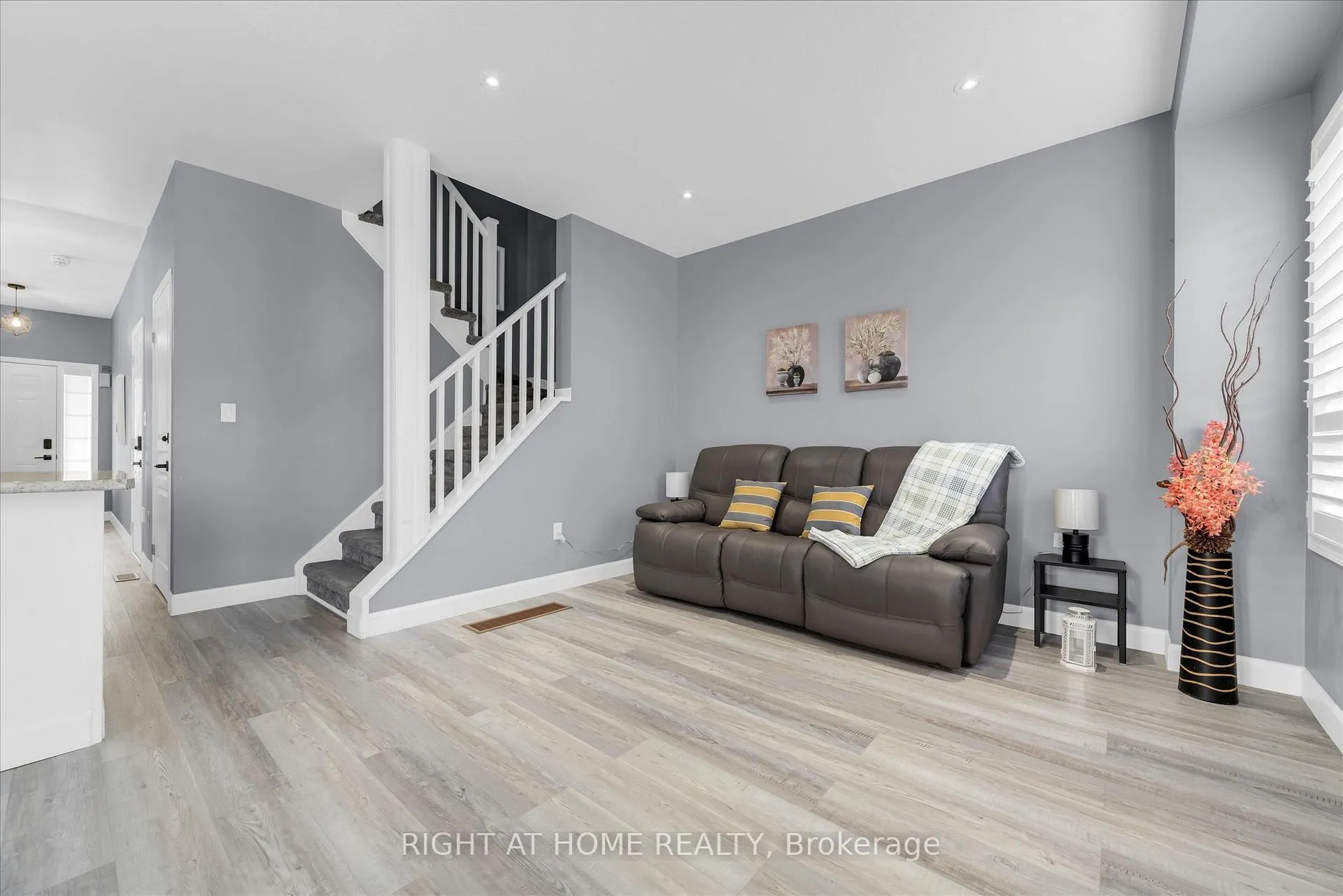 Photo 9 of Unit 1, 5084 Alyssa Drive, Lincoln, Beamsville — HOMEH