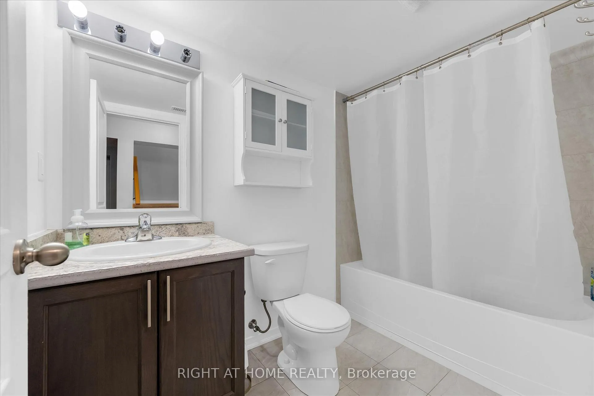 Photo 27 of Unit 1, 5084 Alyssa Drive, Lincoln, Beamsville — HOMEH
