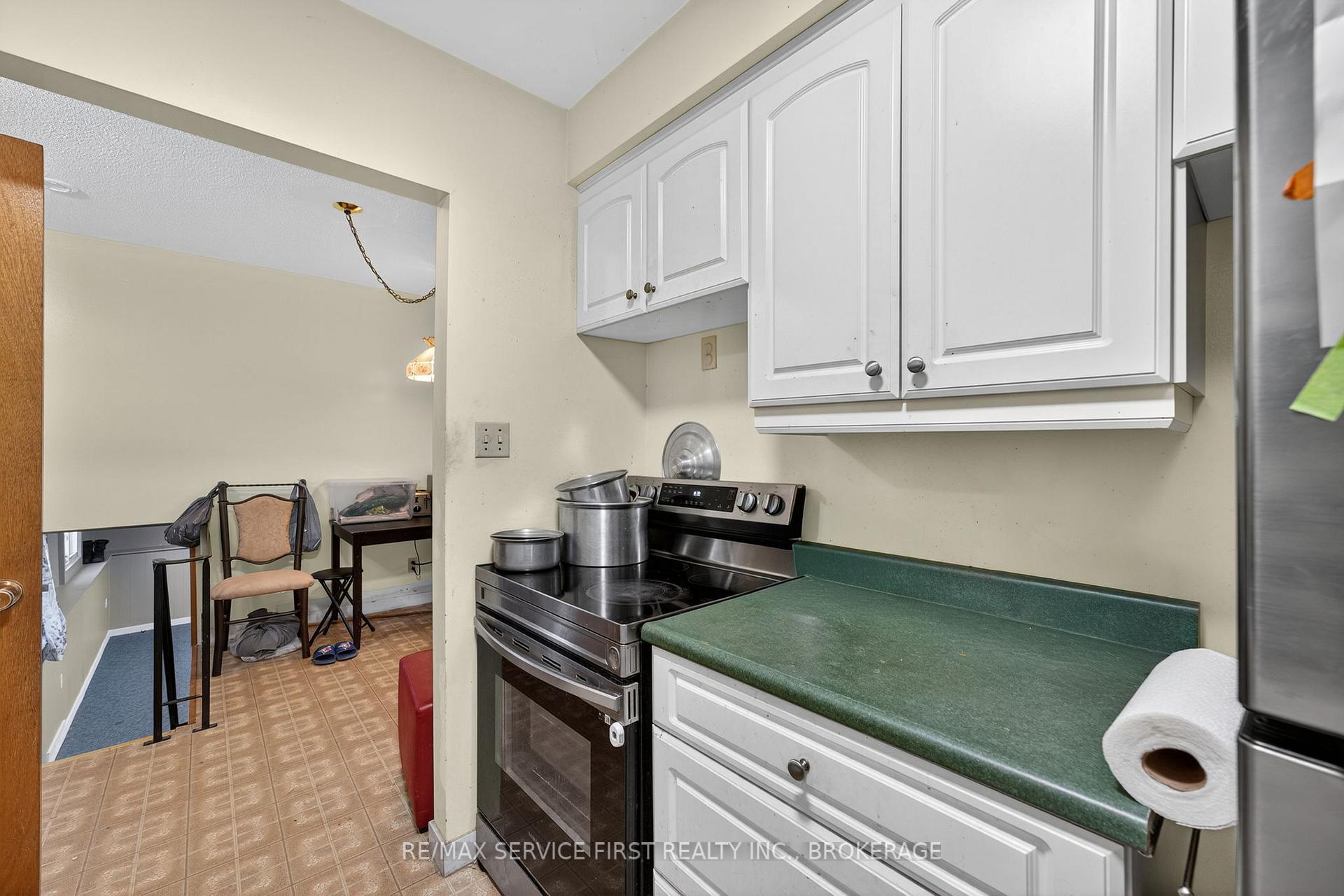 Photo 9 of 690 Fleet Street, Kingston, South of Taylor-Kidd Blvd — HOMEH
