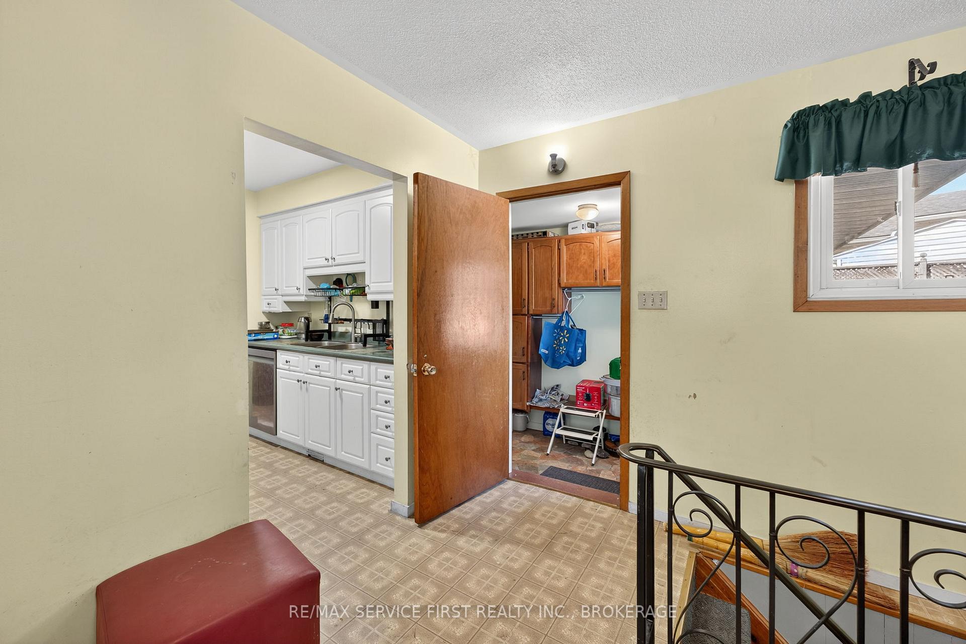 Photo 11 of 690 Fleet Street, Kingston, South of Taylor-Kidd Blvd — HOMEH
