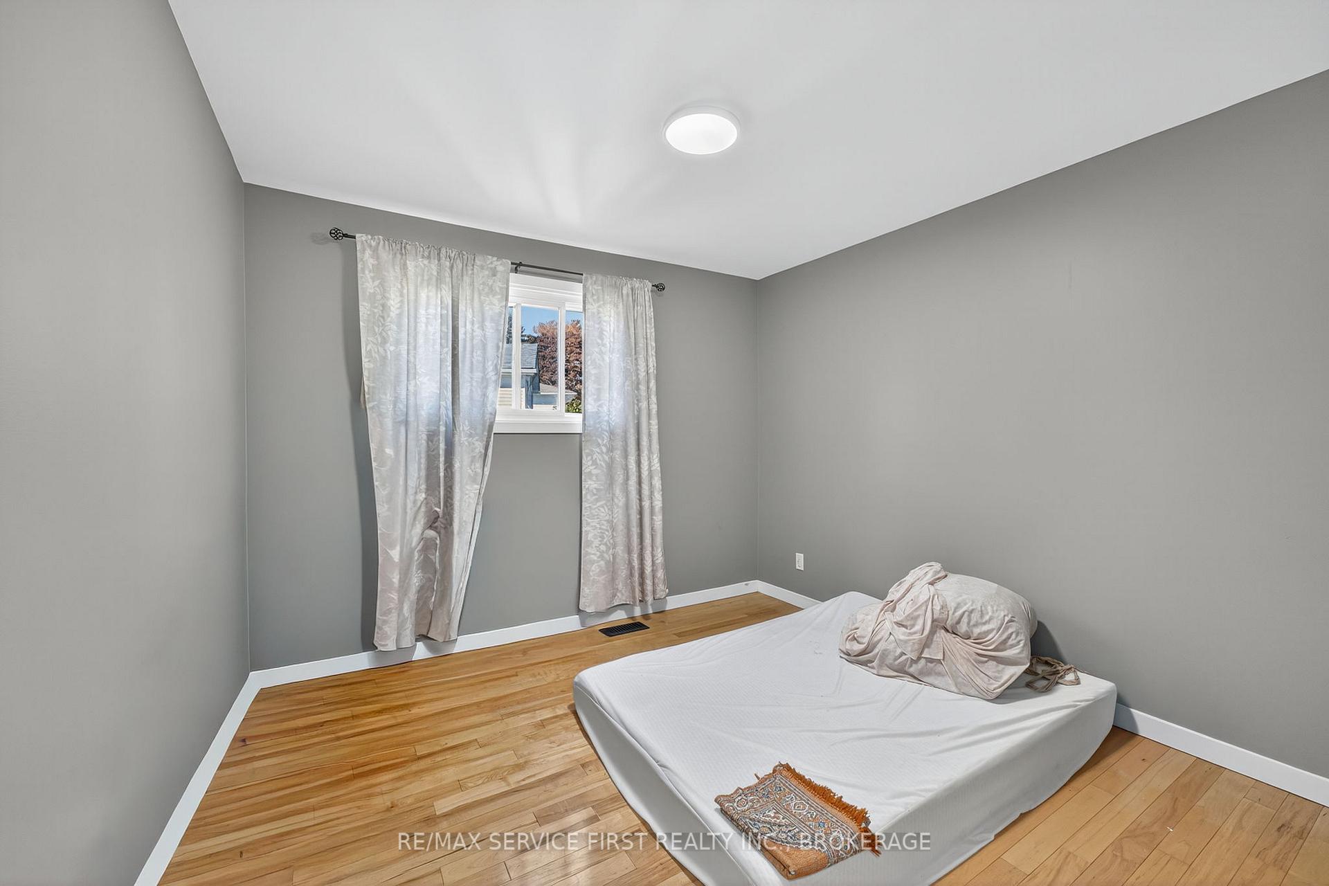 Photo 17 of 690 Fleet Street, Kingston, South of Taylor-Kidd Blvd — HOMEH