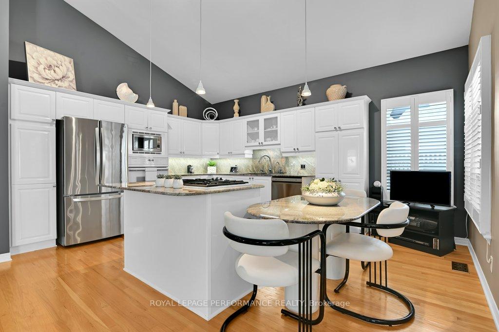 Photo 18 of 65 Kimberwick Crescent, Ottawa, Quinterra — HOMEH