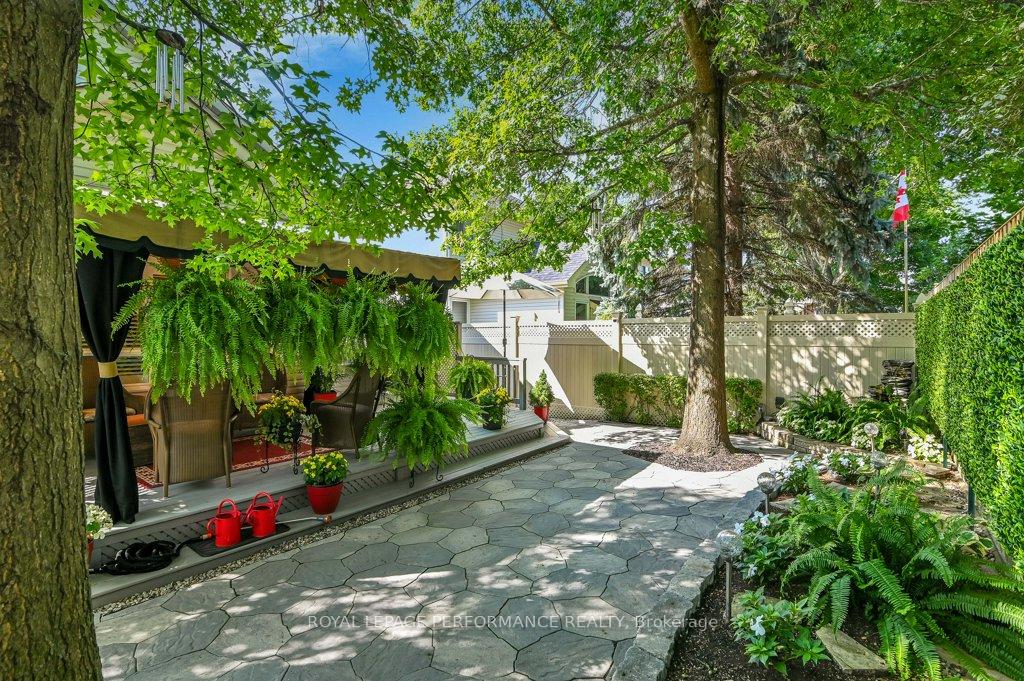 Photo 32 of 65 Kimberwick Crescent, Ottawa, Quinterra — HOMEH