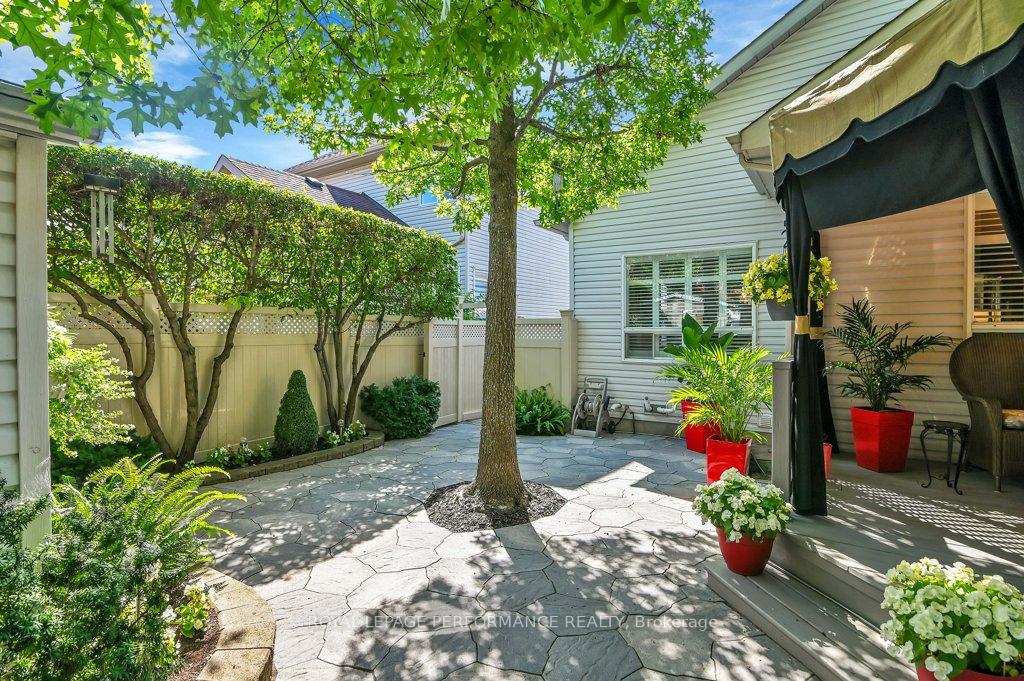 Photo 33 of 65 Kimberwick Crescent, Ottawa, Quinterra — HOMEH