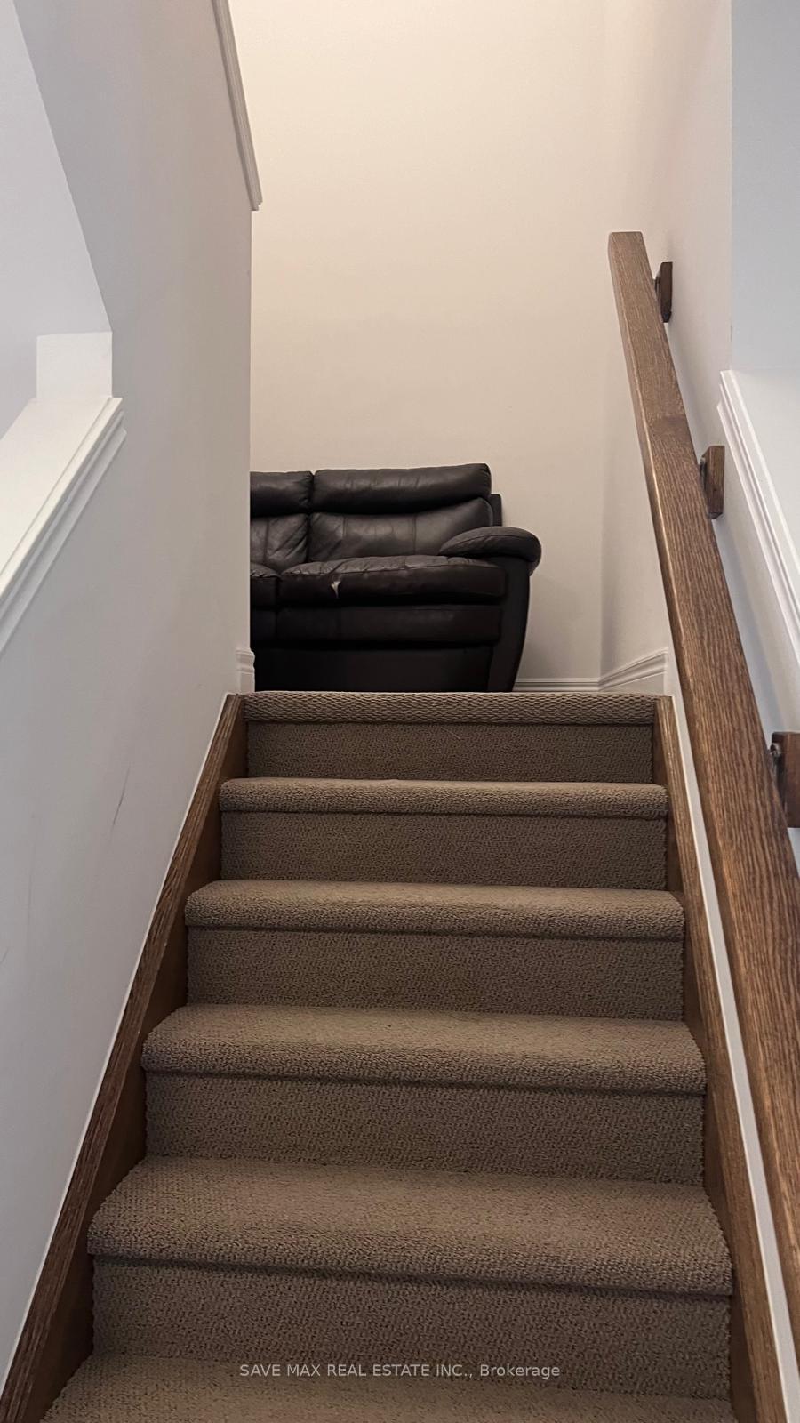 Photo 12 of 3975 Crown Street, Lincoln, Beamsville — HOMEH