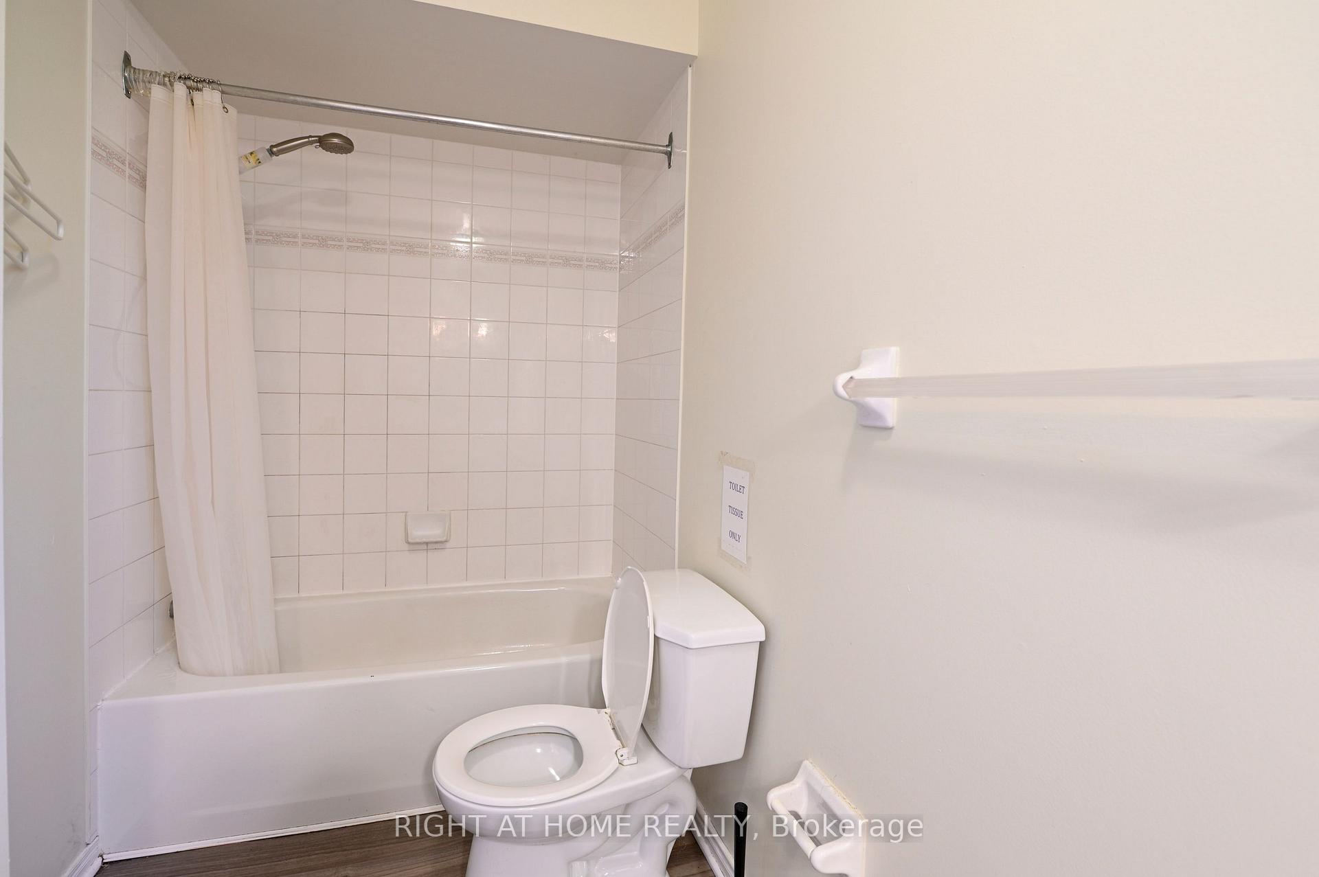 Photo 8 of Unit C, 90 Templeton Street, Ottawa, Sandy Hill — HOMEH