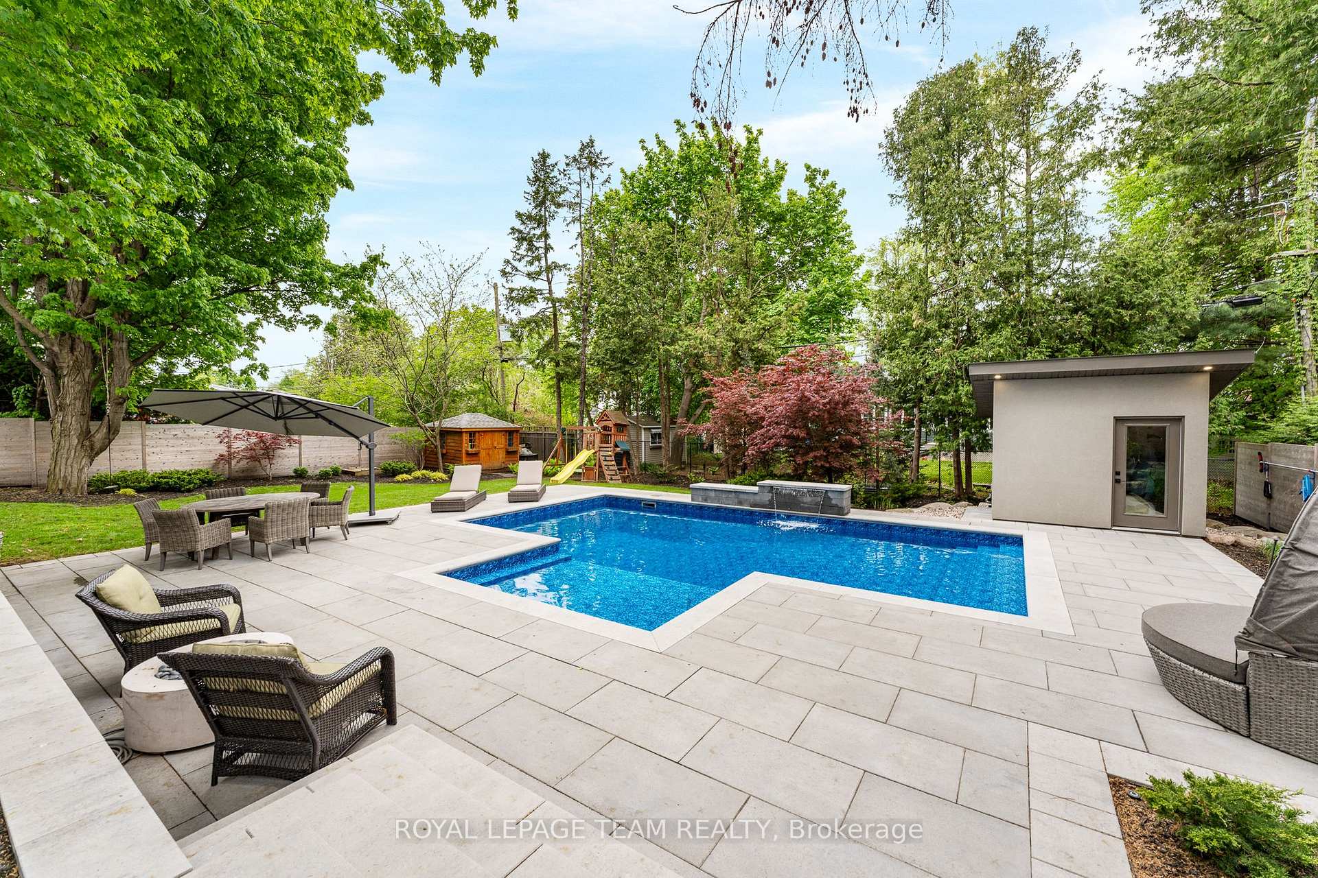 Photo 4 of 960 Hare Avenue, Ottawa, McKellar Heights/Glabar Park — HOMEH