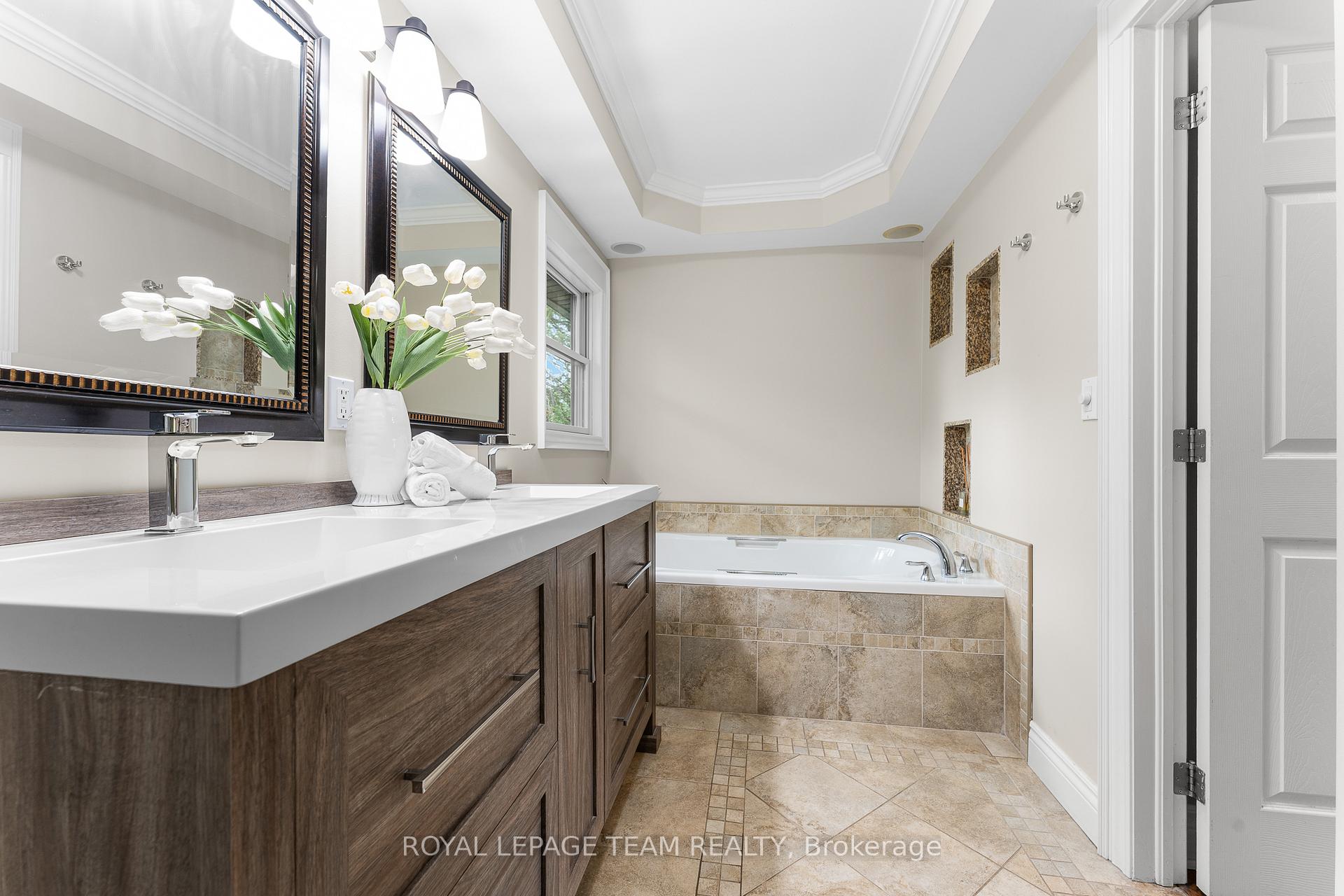 Photo 29 of 960 Hare Avenue, Ottawa, McKellar Heights/Glabar Park — HOMEH
