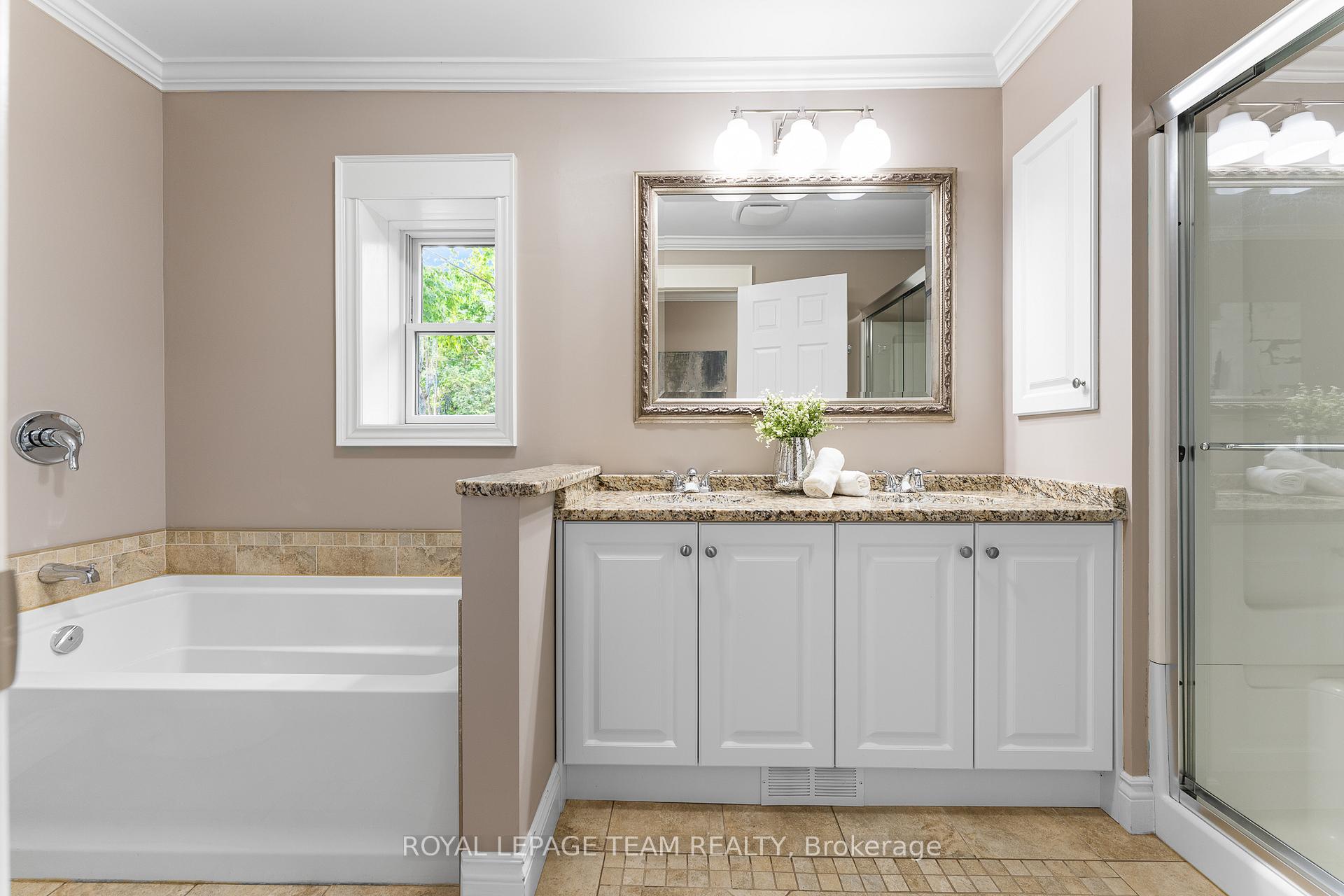 Photo 34 of 960 Hare Avenue, Ottawa, McKellar Heights/Glabar Park — HOMEH