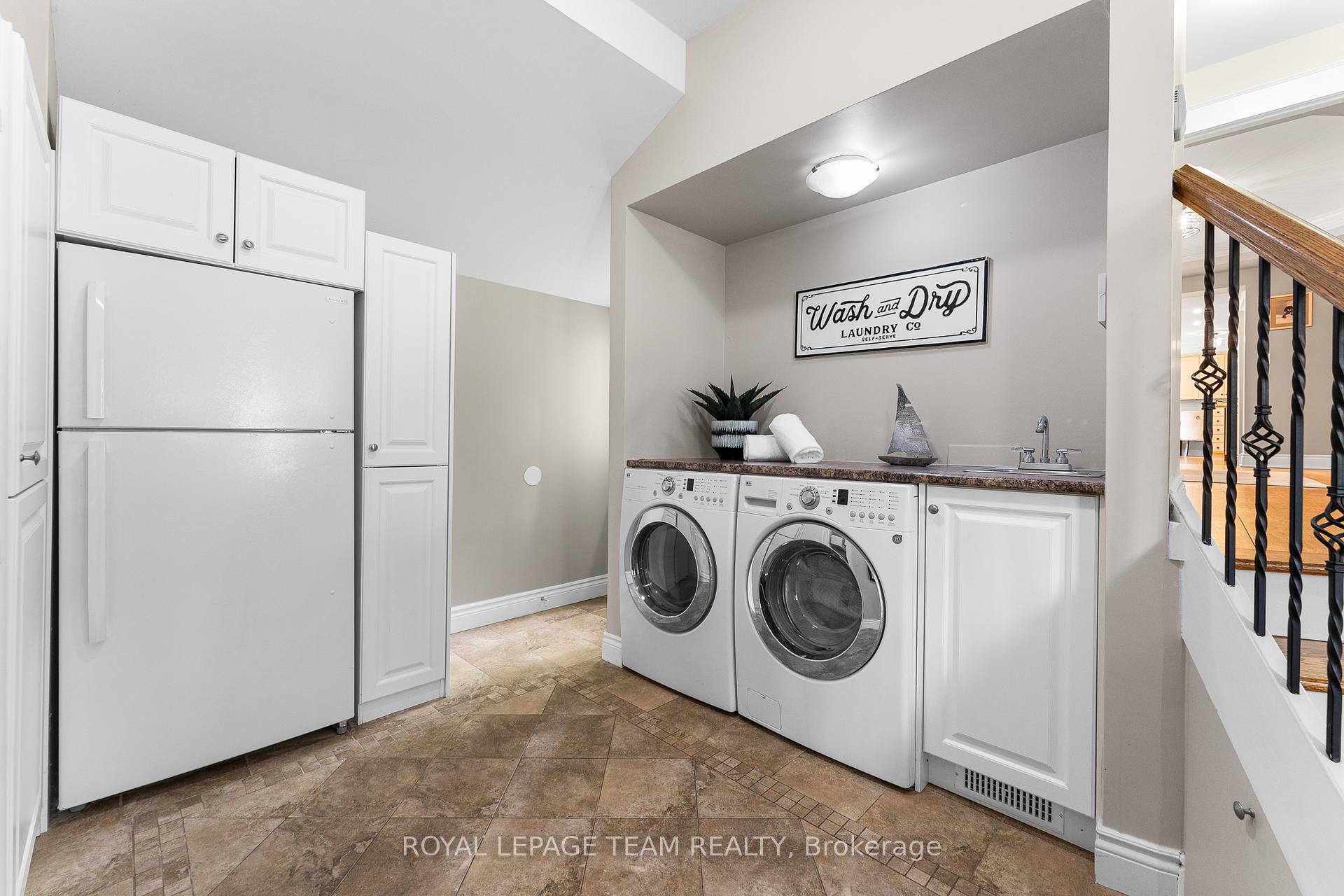 Photo 36 of 960 Hare Avenue, Ottawa, McKellar Heights/Glabar Park — HOMEH