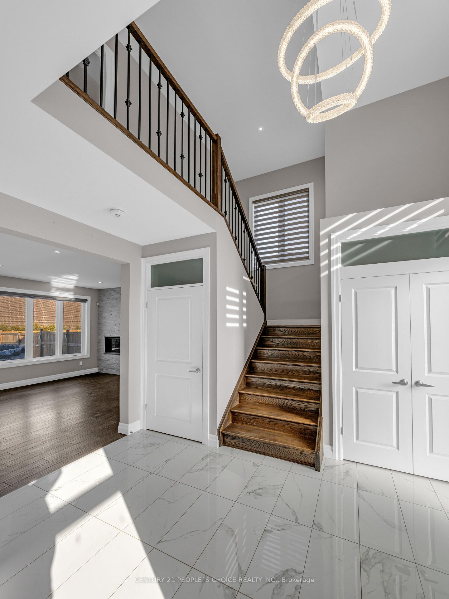 Photo 9 of 969 Westwood Drive, Lakeshore — HOMEH