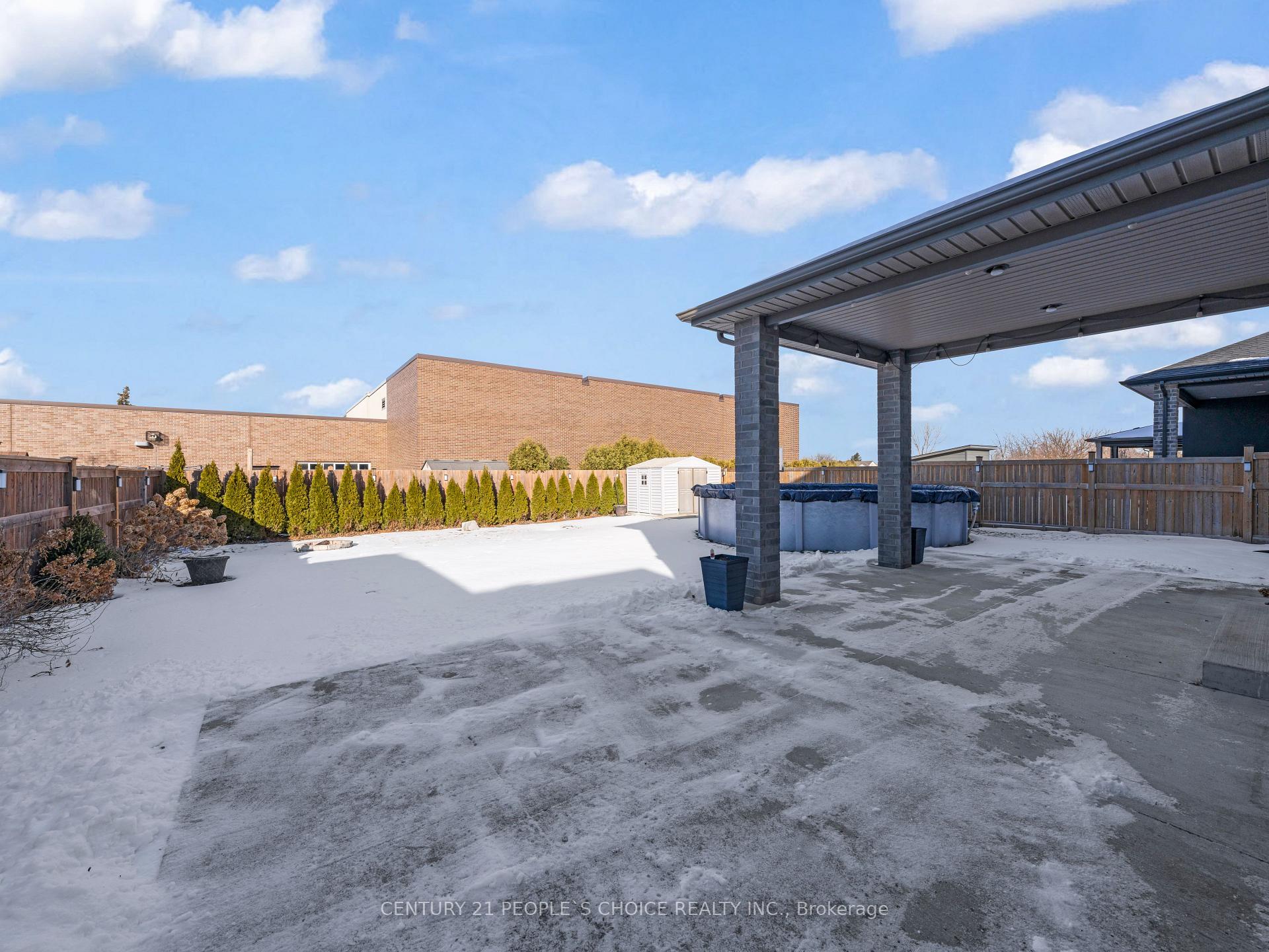 Photo 41 of 969 Westwood Drive, Lakeshore — HOMEH