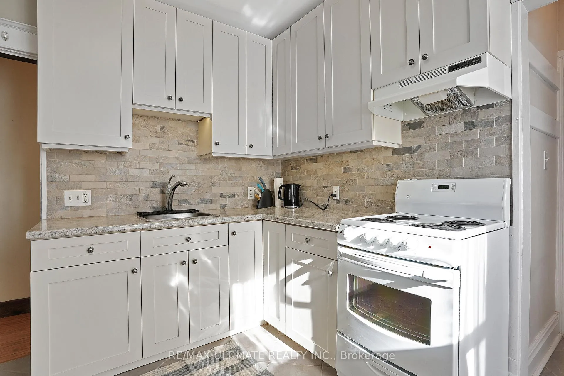Photo 13 of Unit 2, 67 Moore Avenue, Kitchener — HOMEH