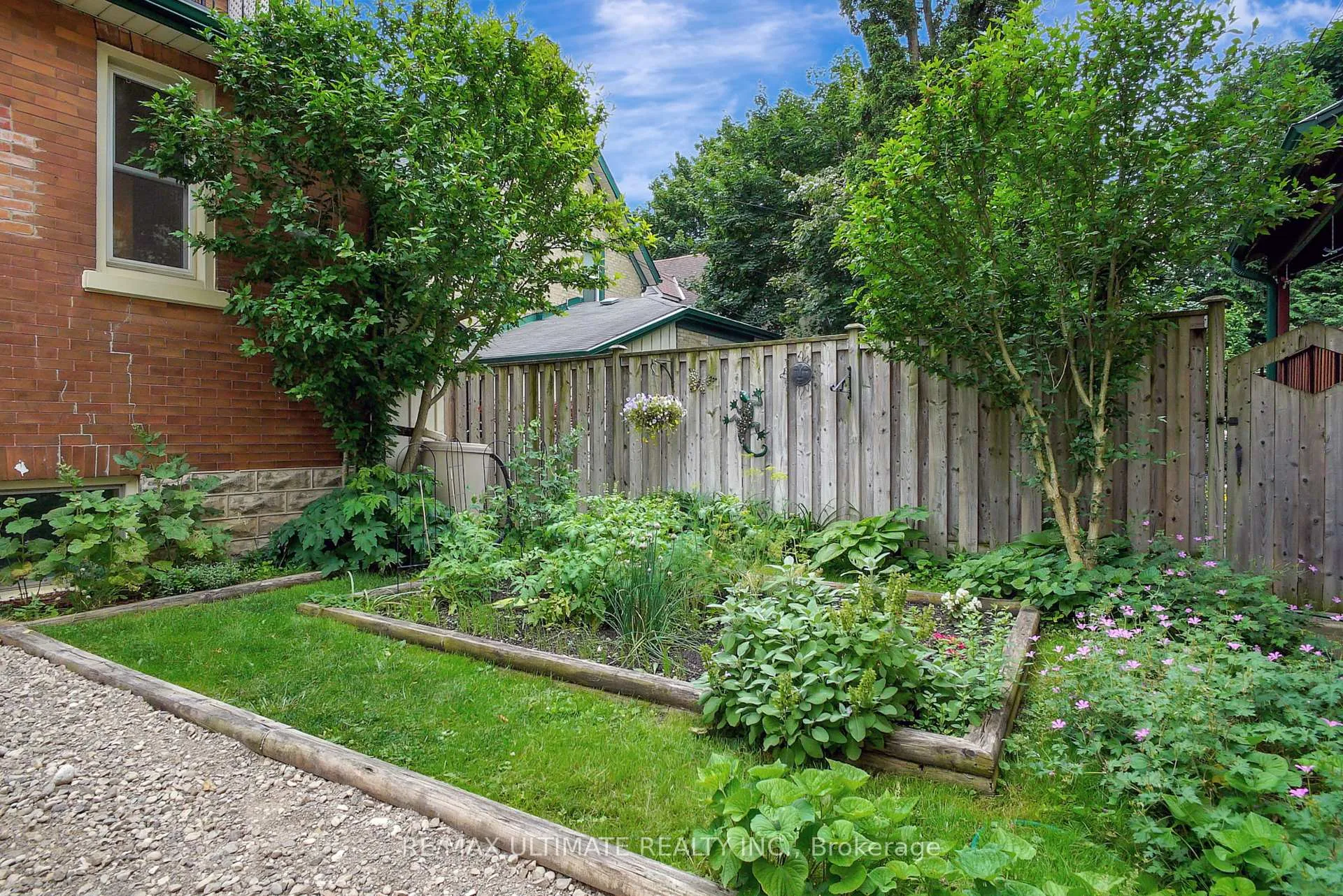 Photo 19 of Unit 2, 67 Moore Avenue, Kitchener — HOMEH