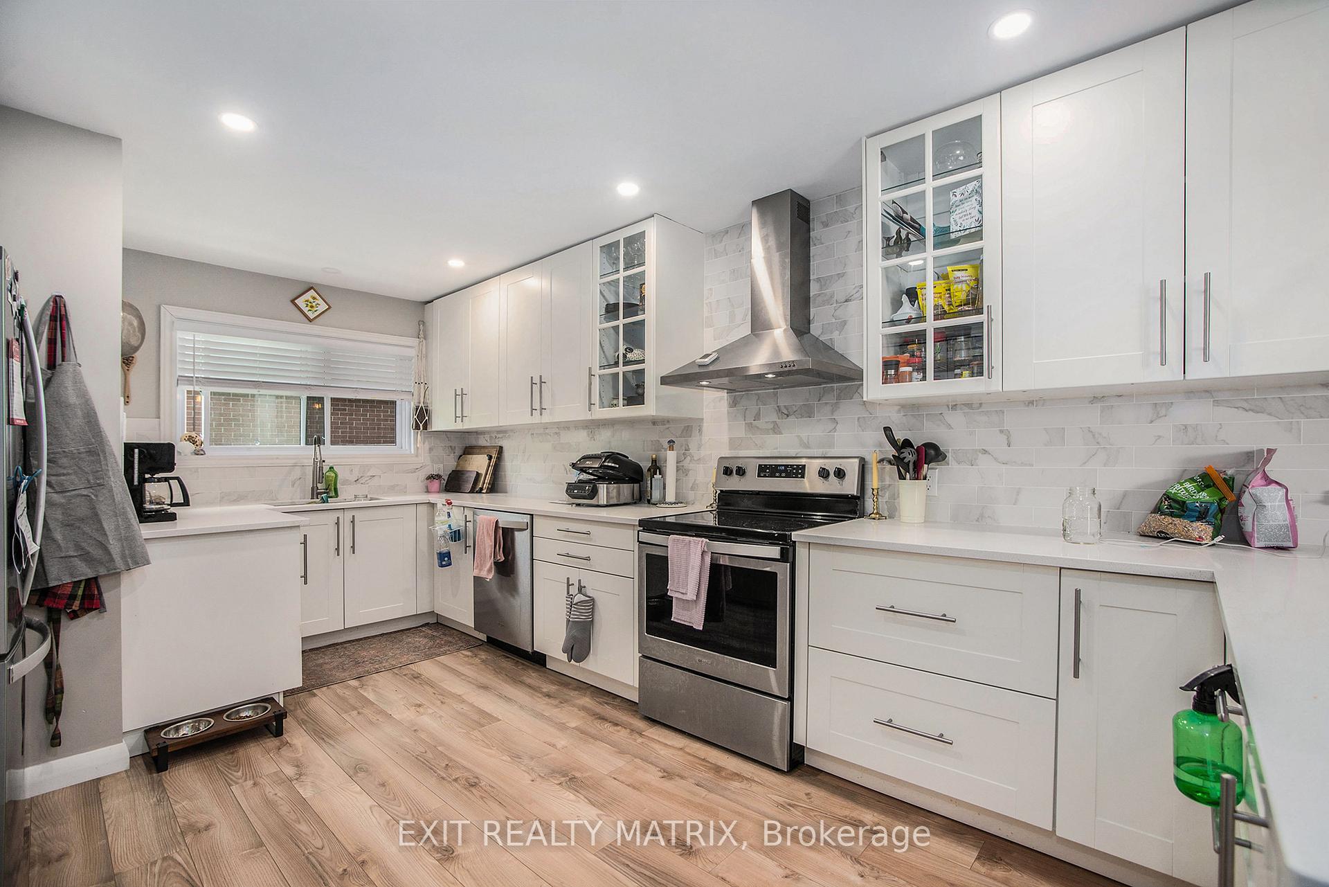 Photo 13 of 1303 Vancouver Avenue, Ottawa, Ellwood — HOMEH