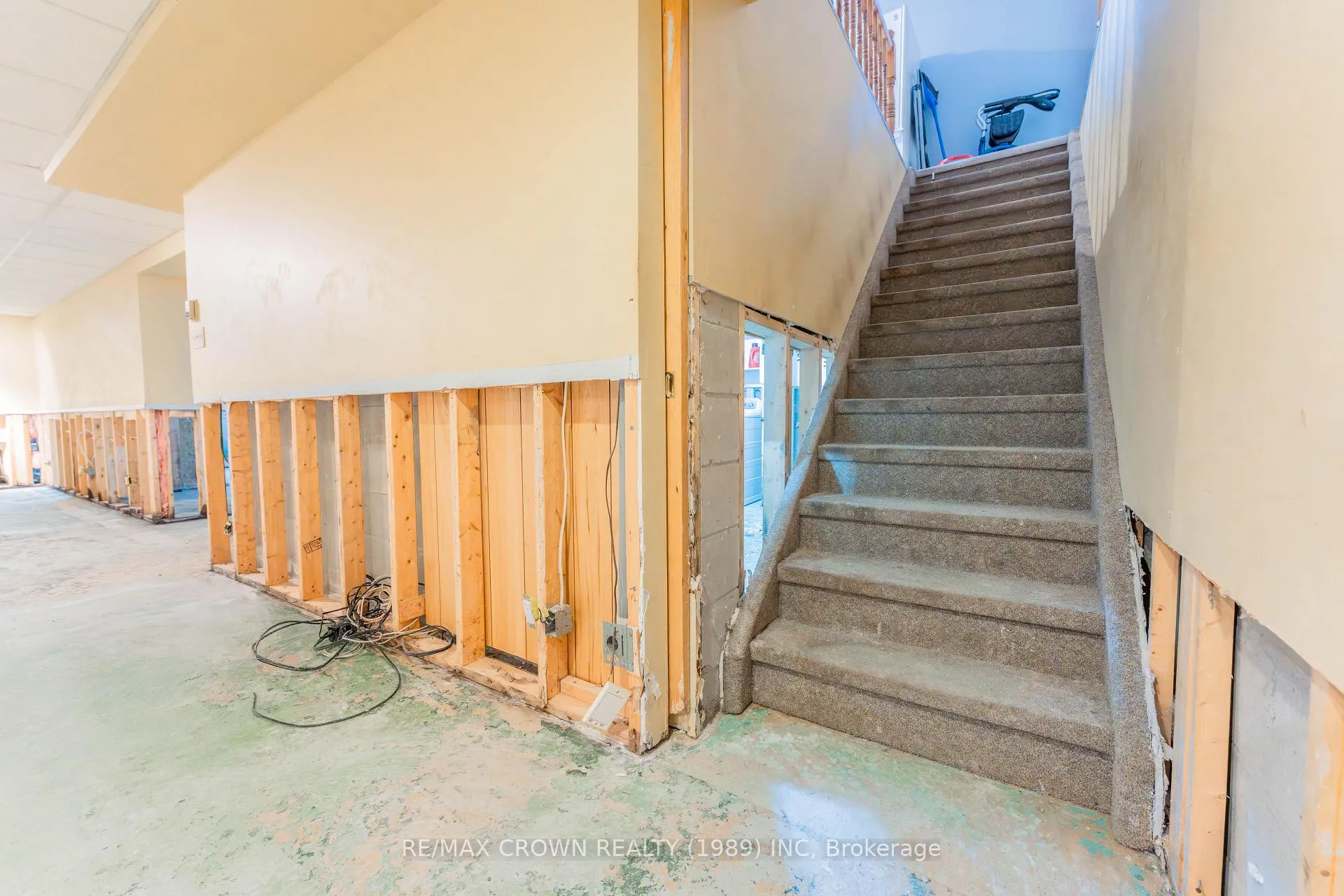Photo 32 of 13 Kimberly Drive, Kapuskasing — HOMEH