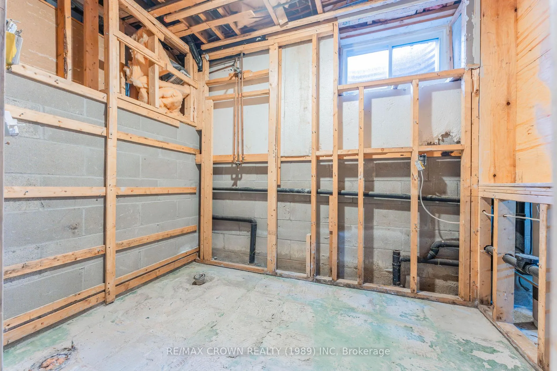 Photo 37 of 13 Kimberly Drive, Kapuskasing — HOMEH