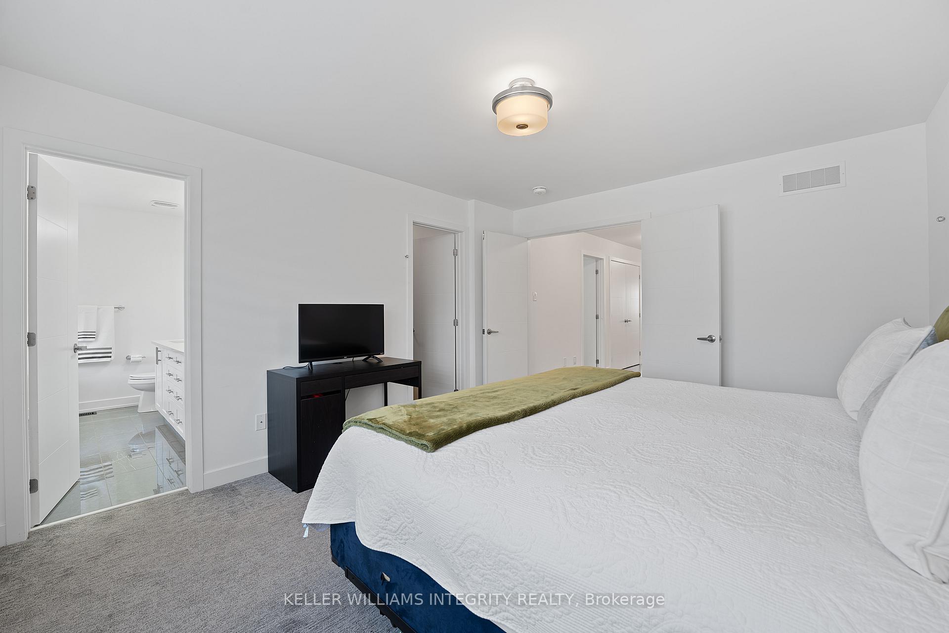 Photo 23 of 3297 Findlay Creek Drive, Ottawa, Leitrim — HOMEH
