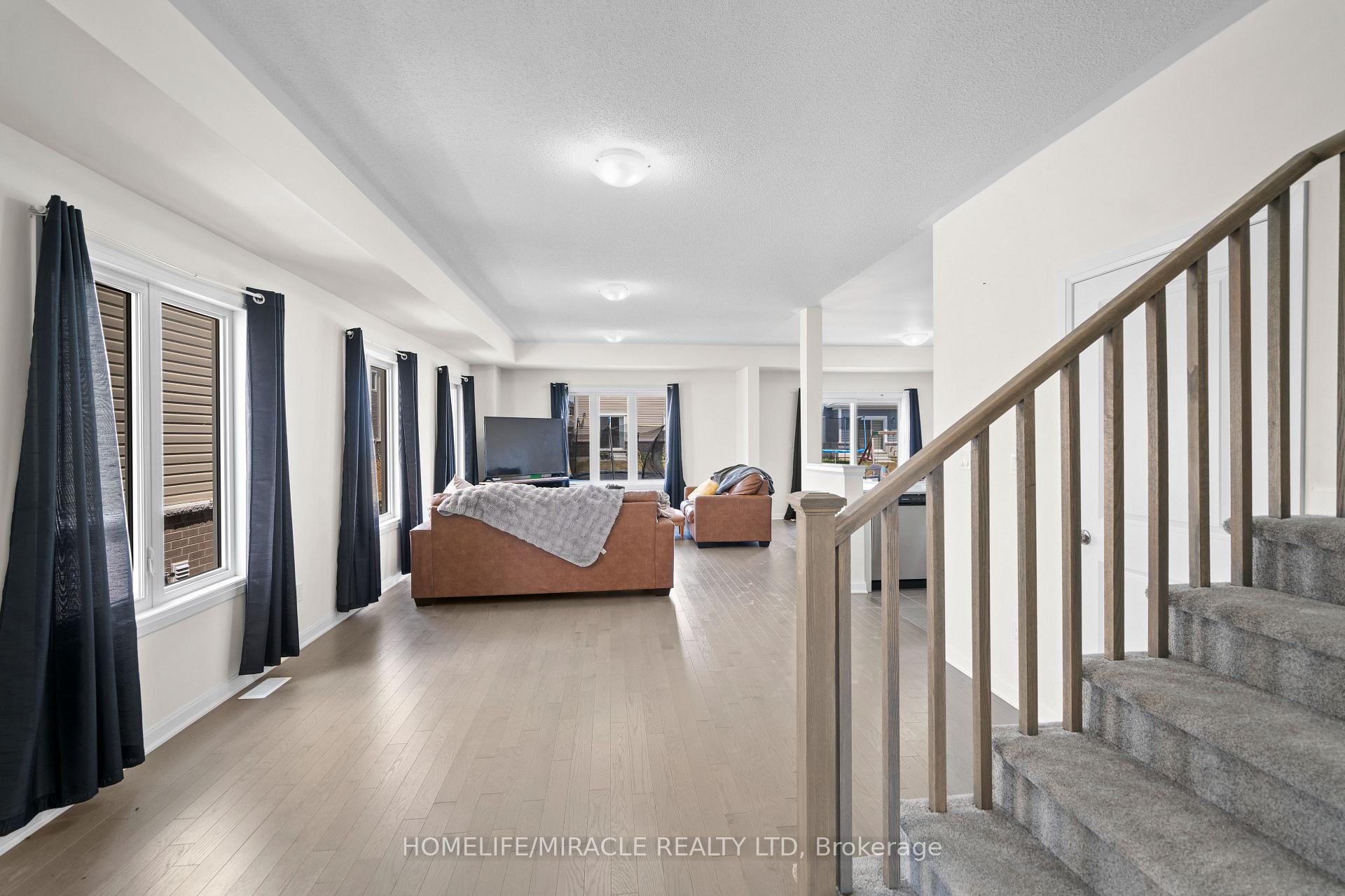Photo 11 of 35 Golf Links Drive, Loyalist, Bath — HOMEH