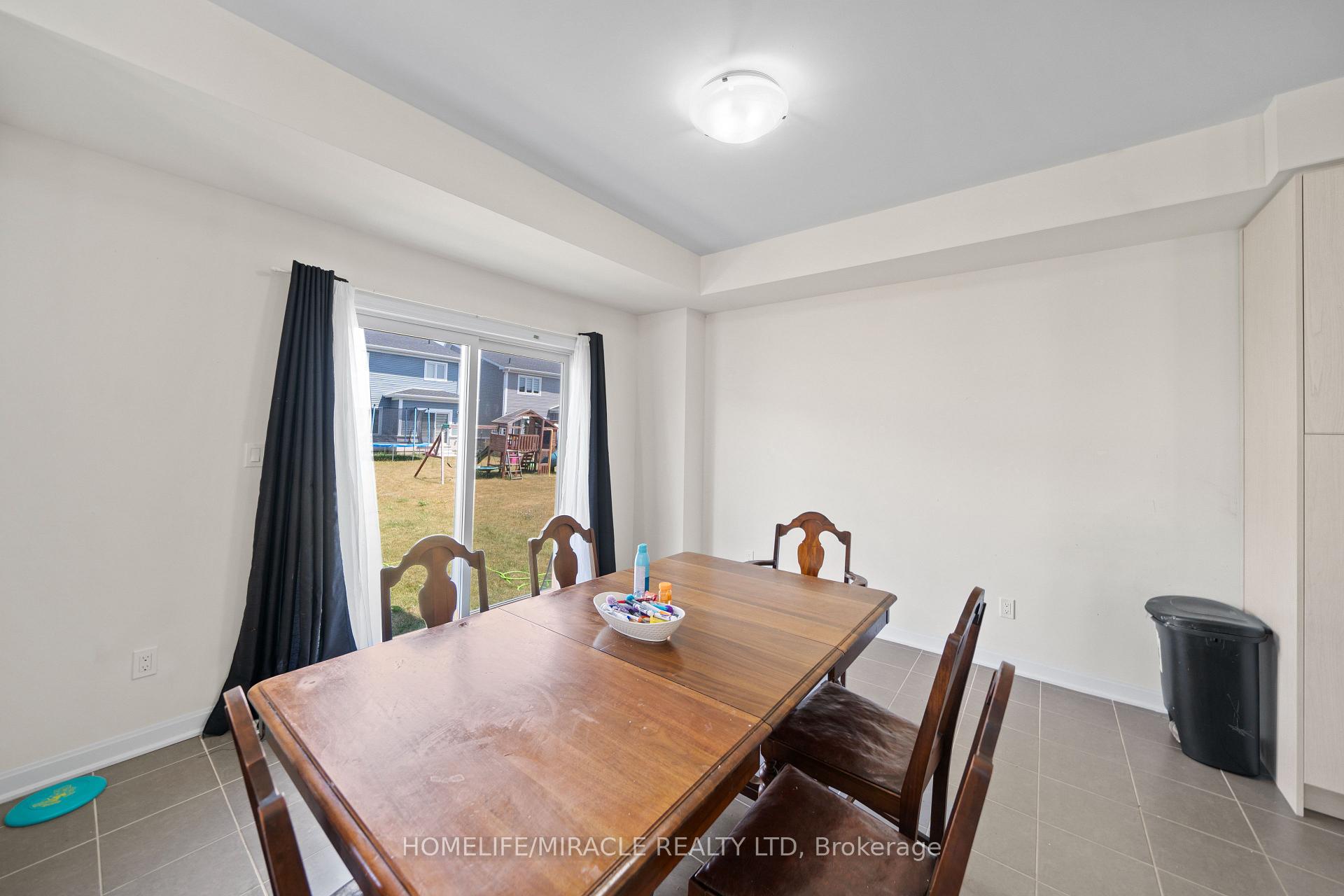 Photo 18 of 35 Golf Links Drive, Loyalist, Bath — HOMEH
