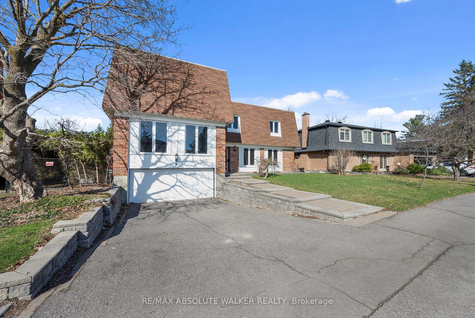 Photo 2 of 1017 Plante Drive, Ottawa, Hunt Club/Western Community — HOMEH
